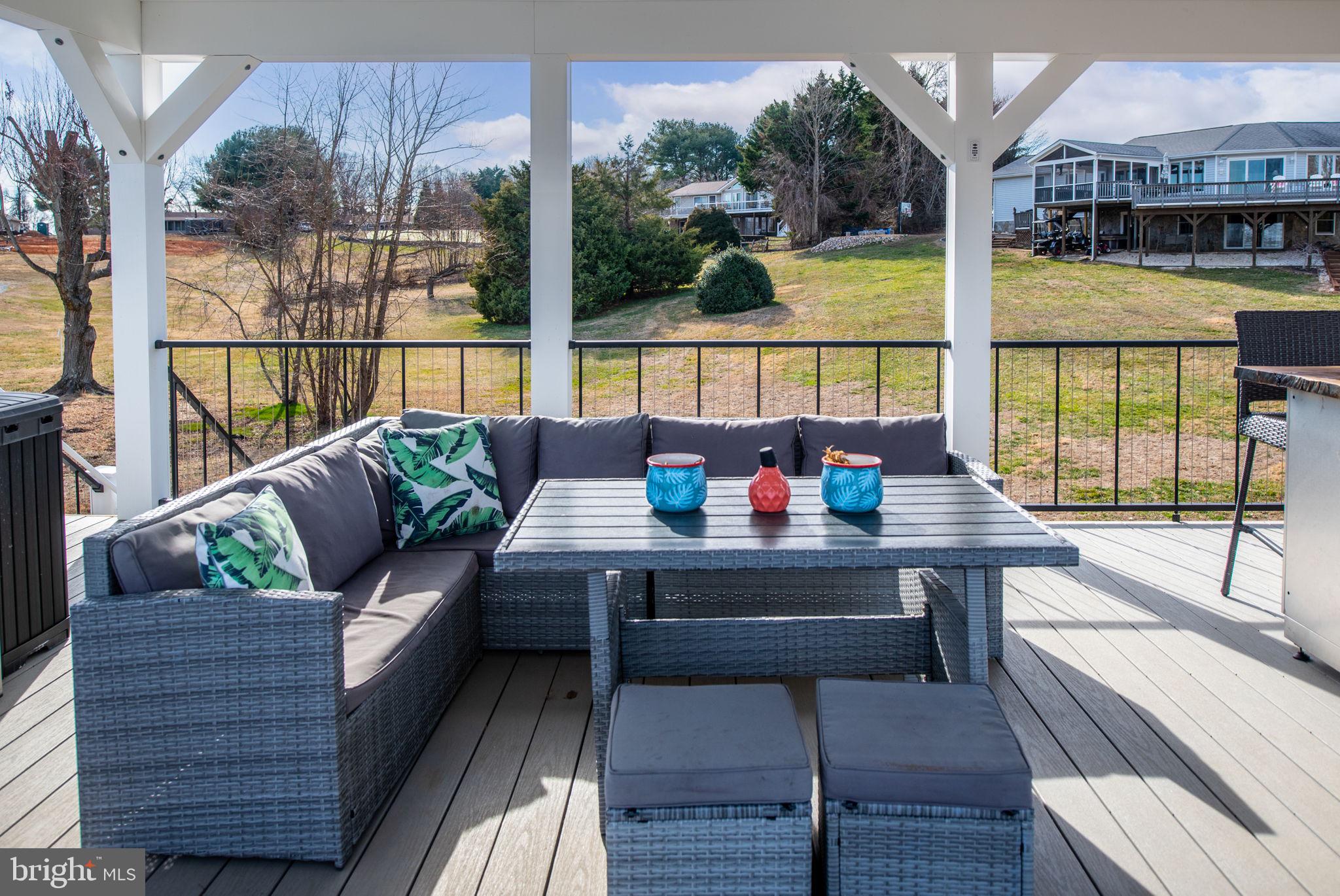 TARA WOODS - Residential