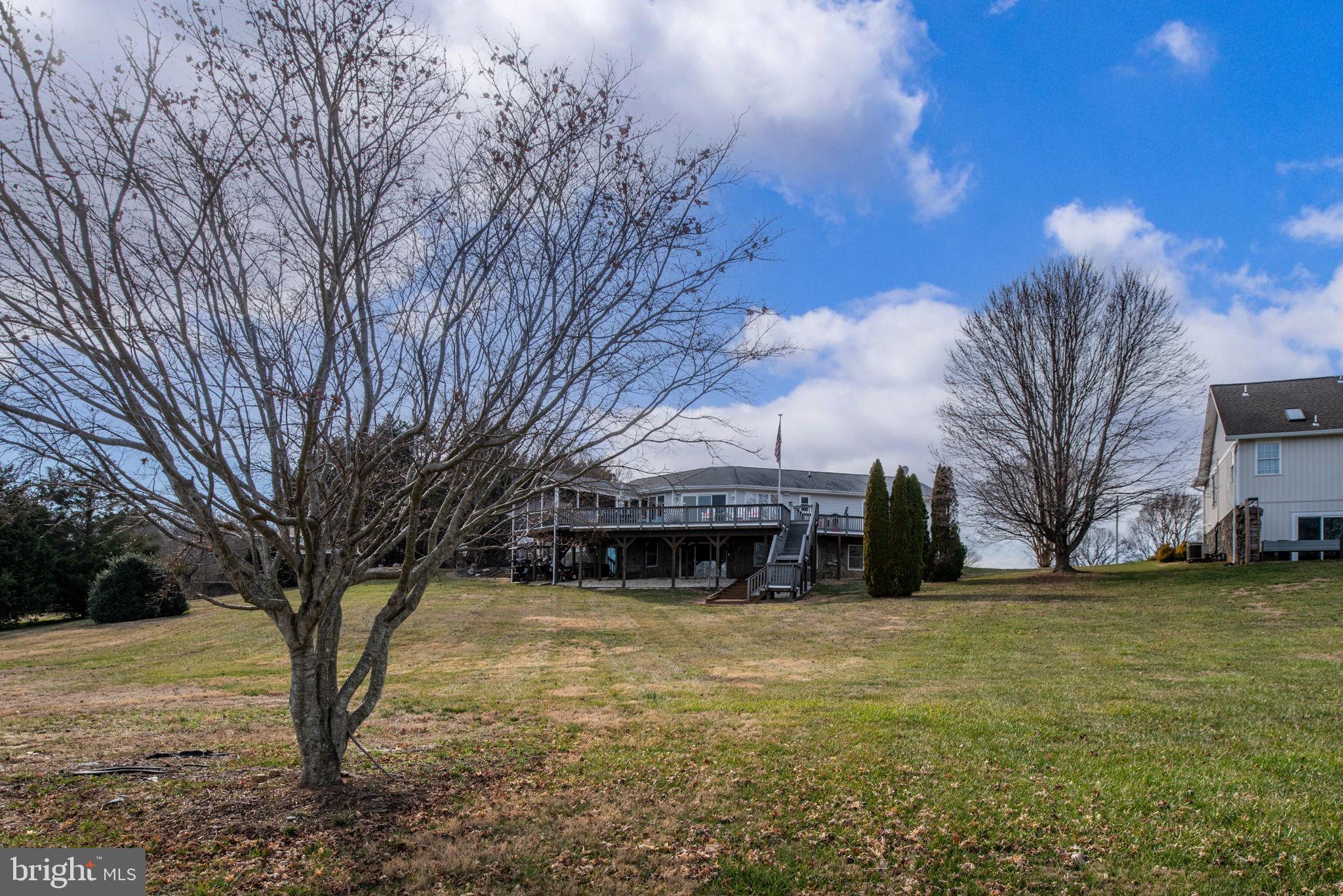 TARA WOODS - Residential