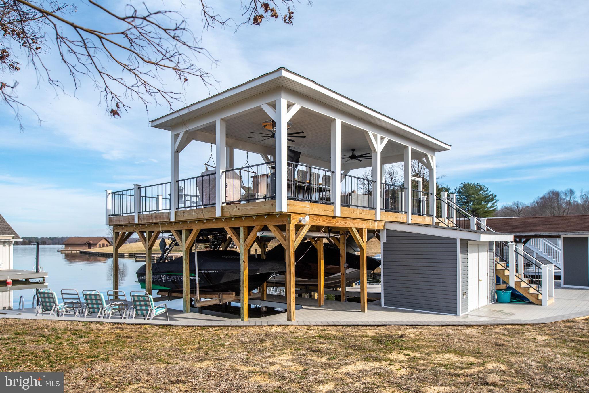 TARA WOODS - Residential