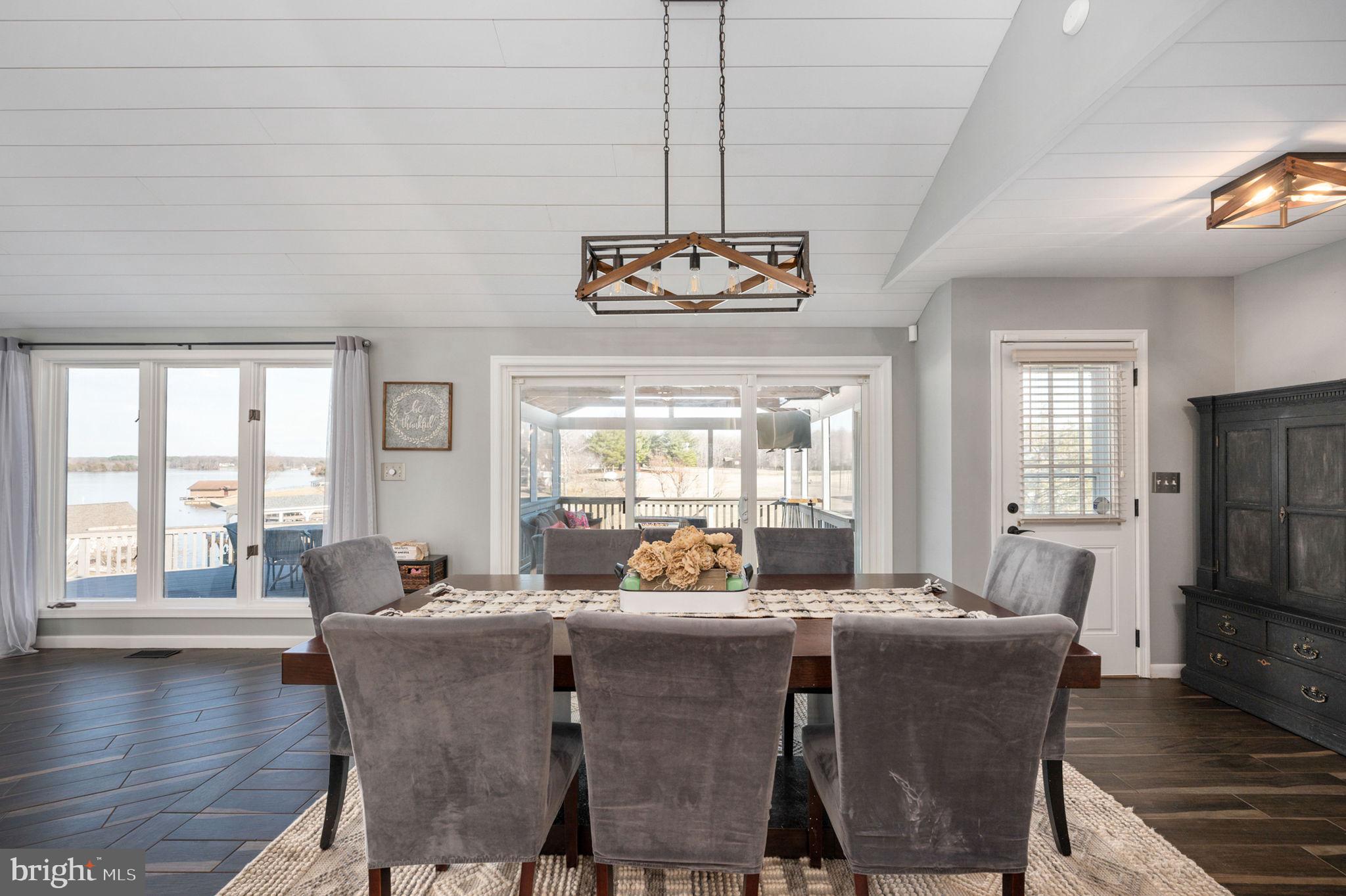 TARA WOODS - Residential