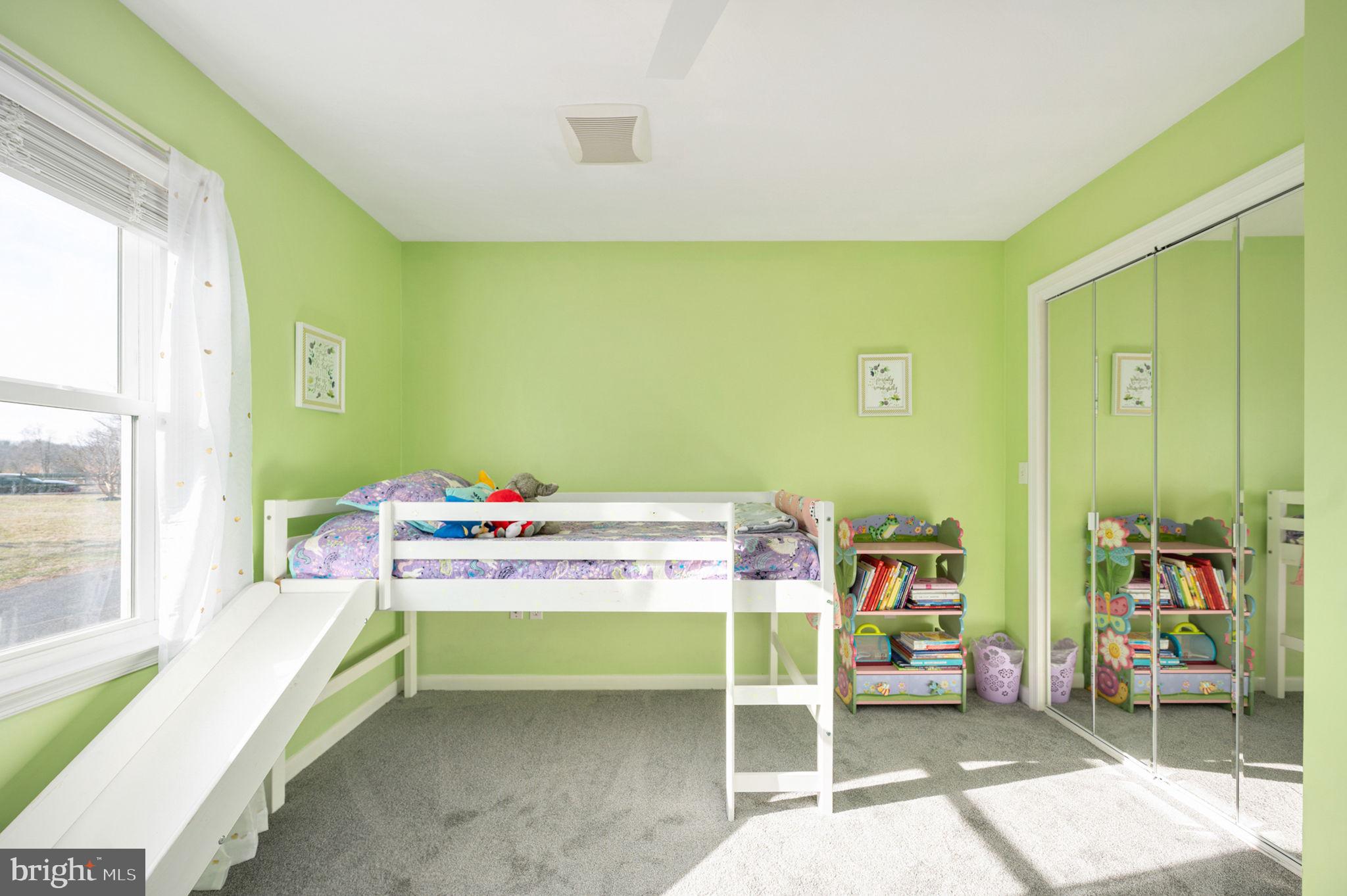 TARA WOODS - Residential