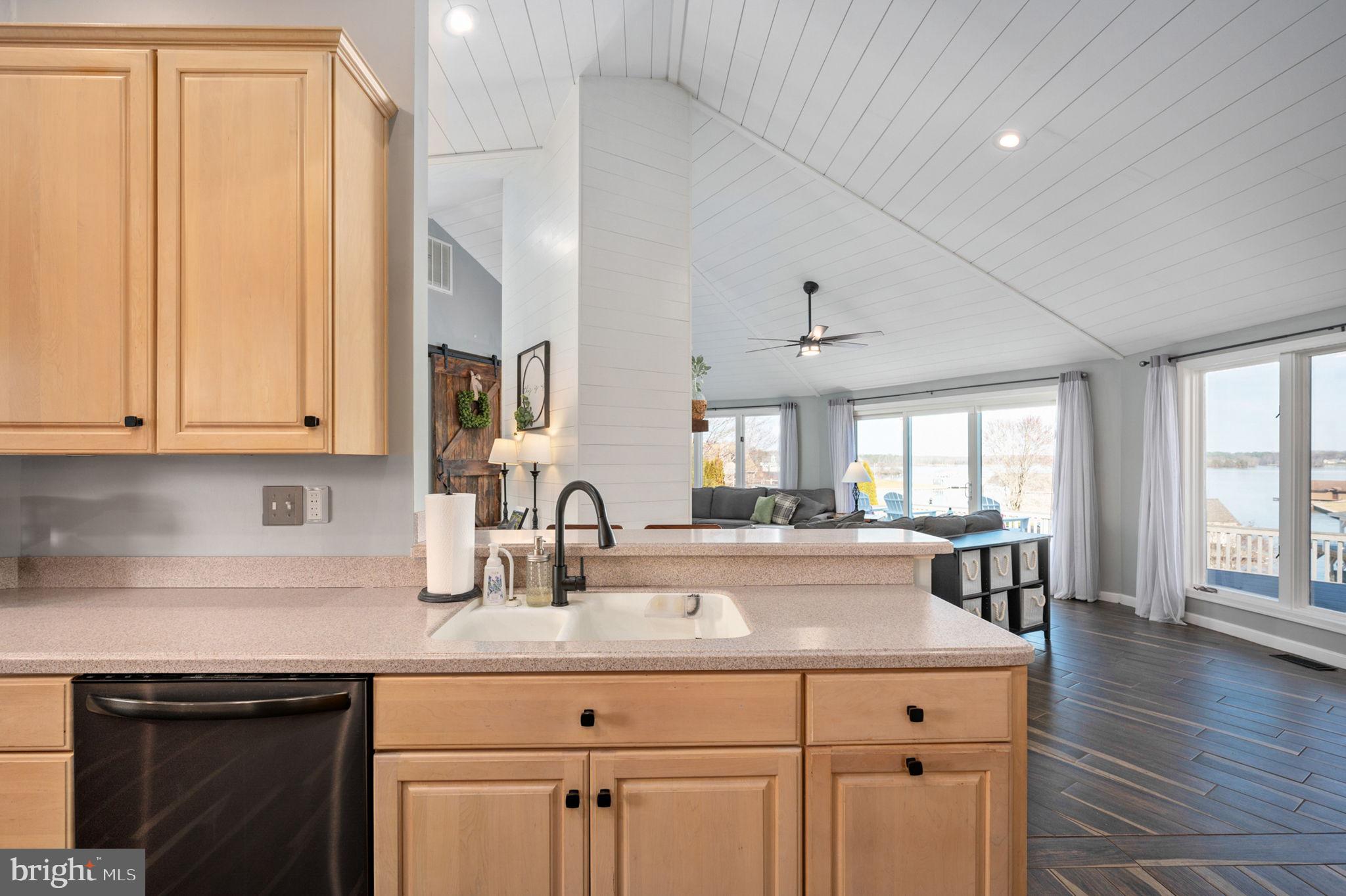 TARA WOODS - Residential