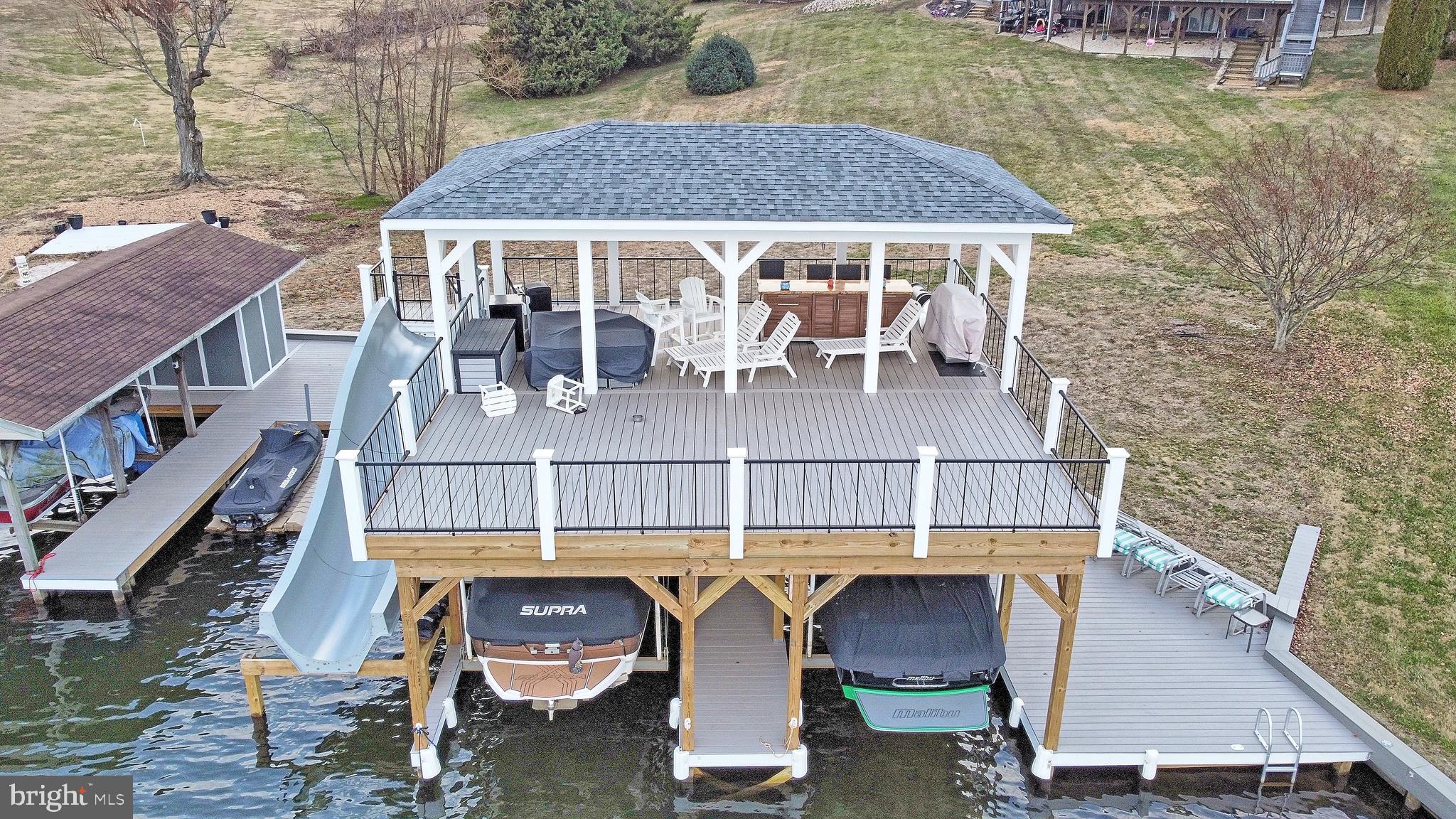 TARA WOODS - Residential