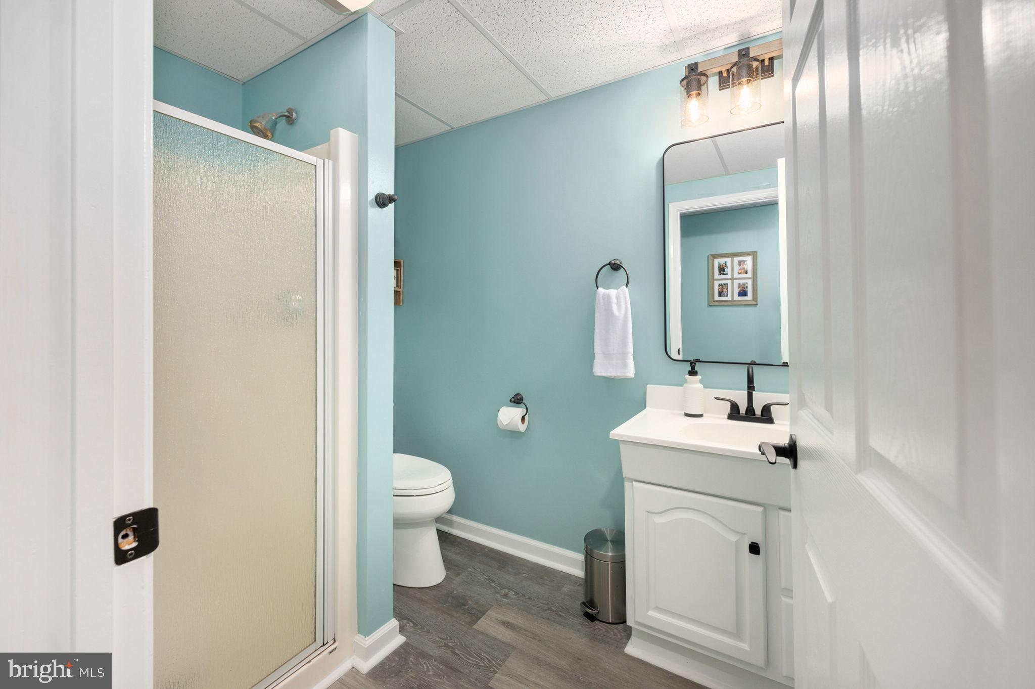 TARA WOODS - Residential