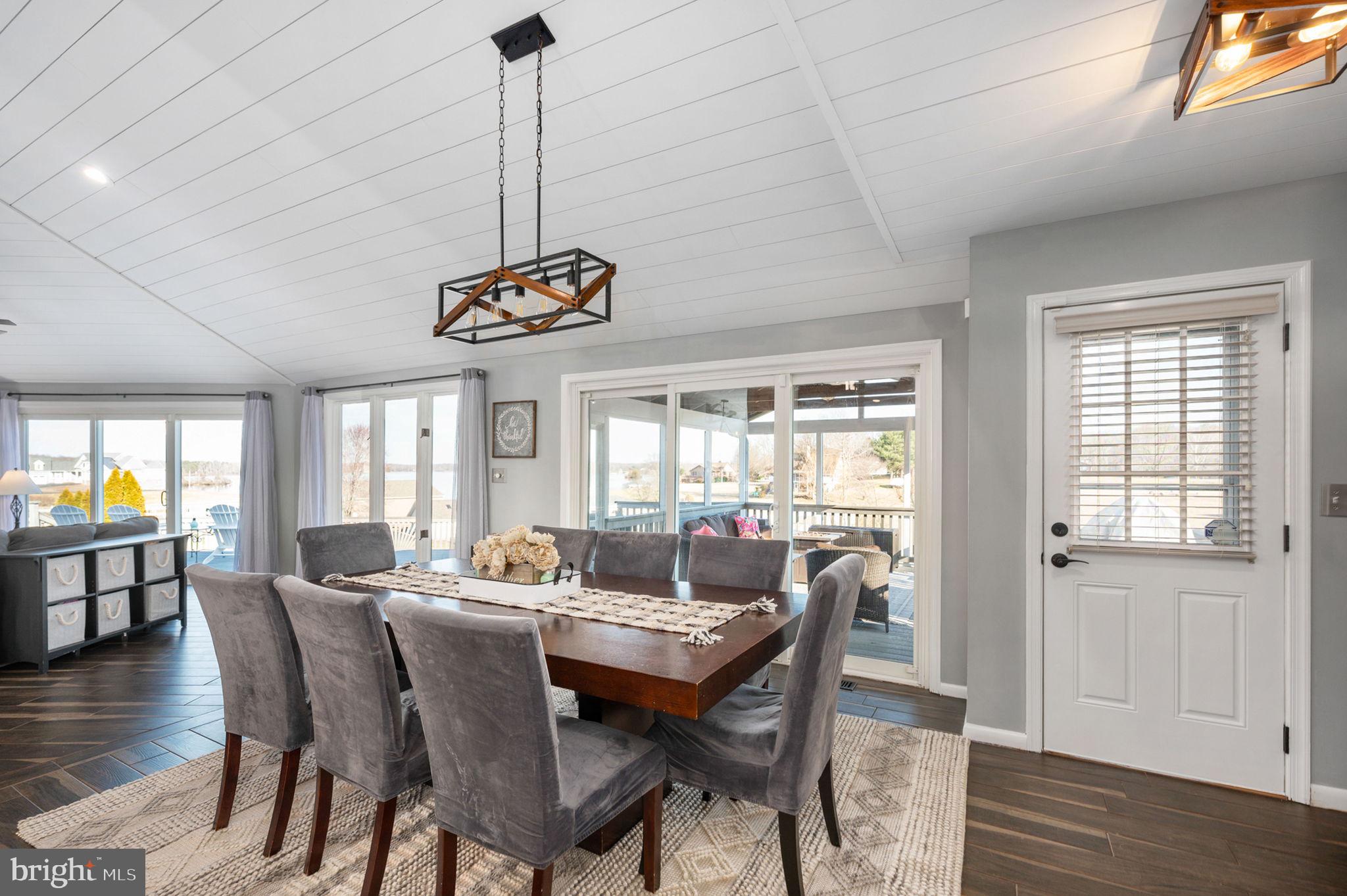 TARA WOODS - Residential