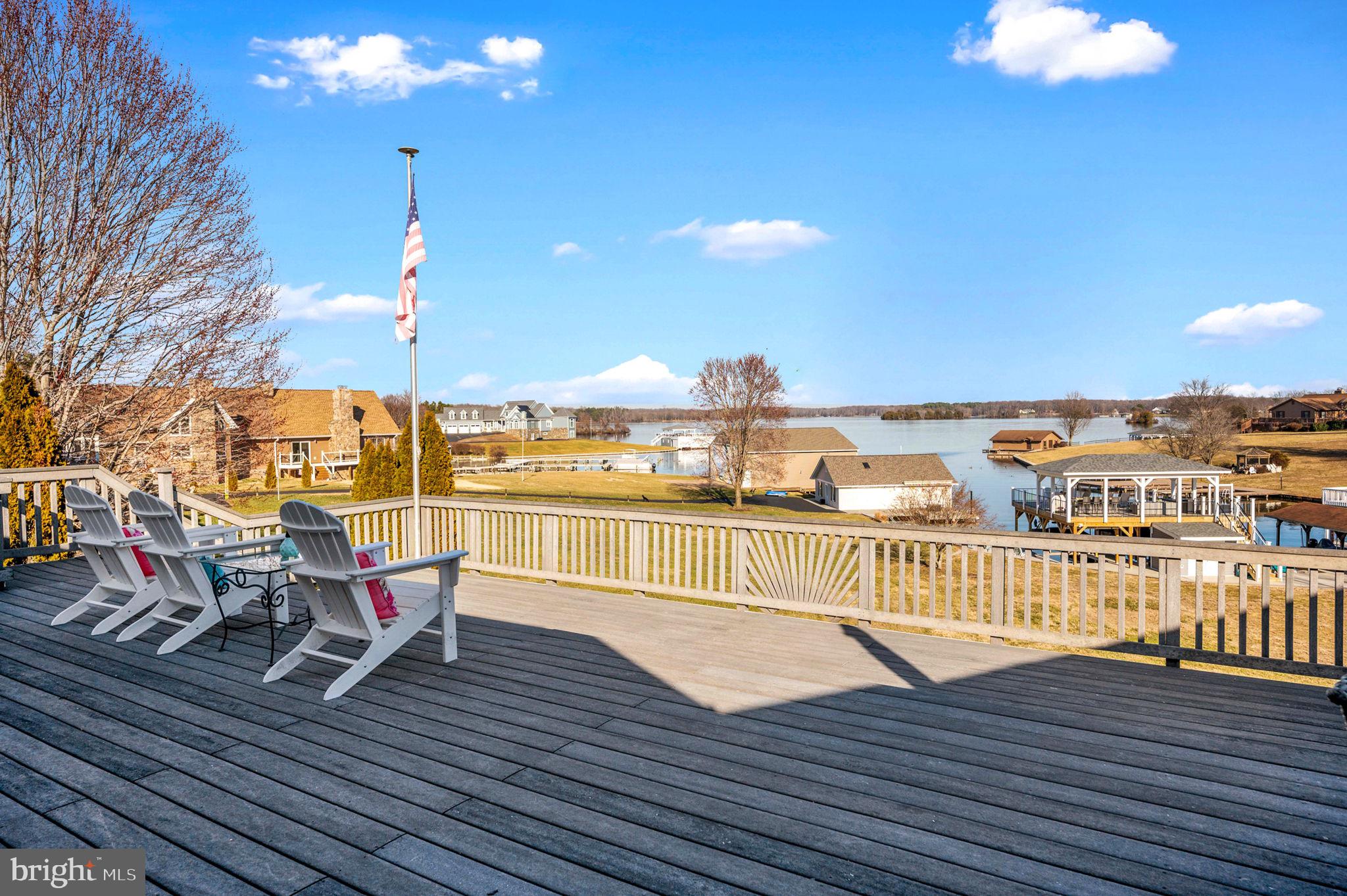 TARA WOODS - Residential