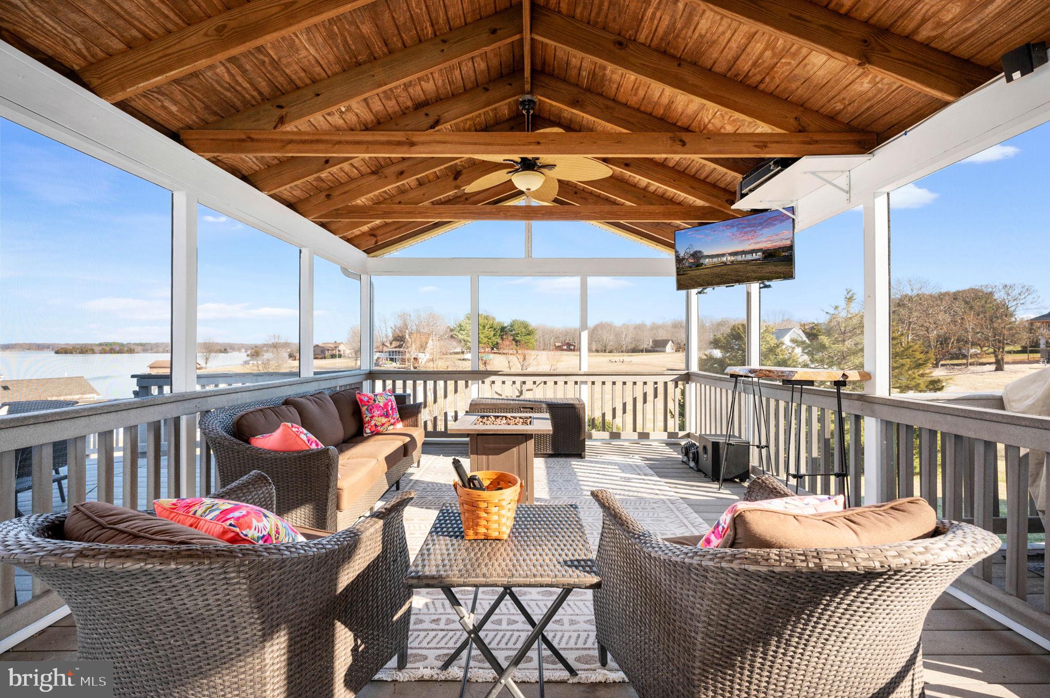 TARA WOODS - Residential