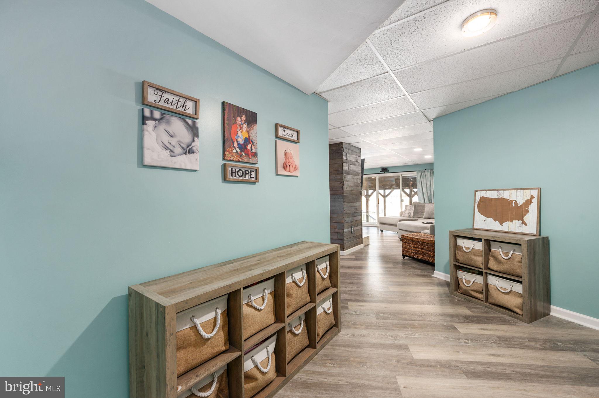 TARA WOODS - Residential