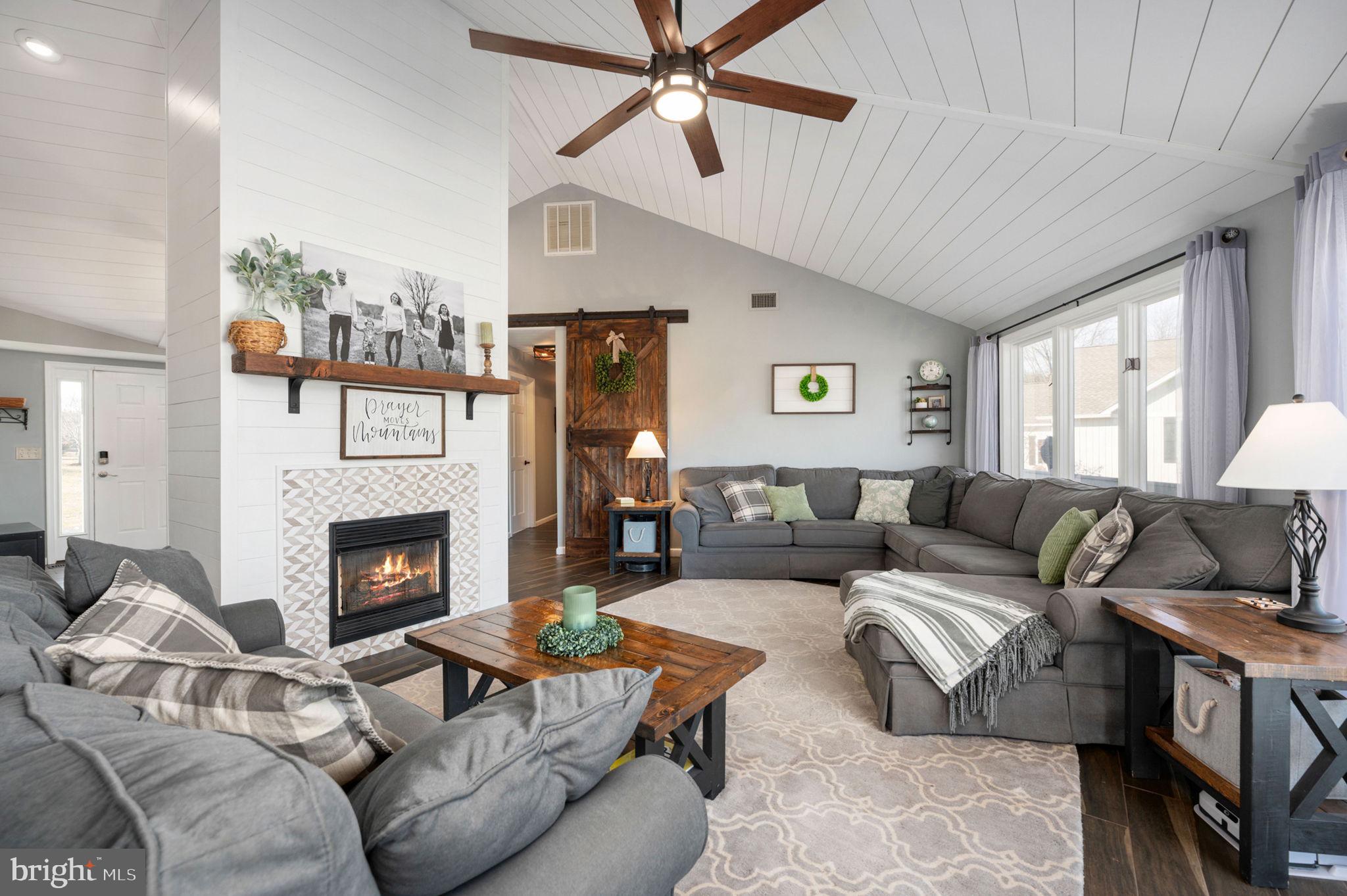 TARA WOODS - Residential