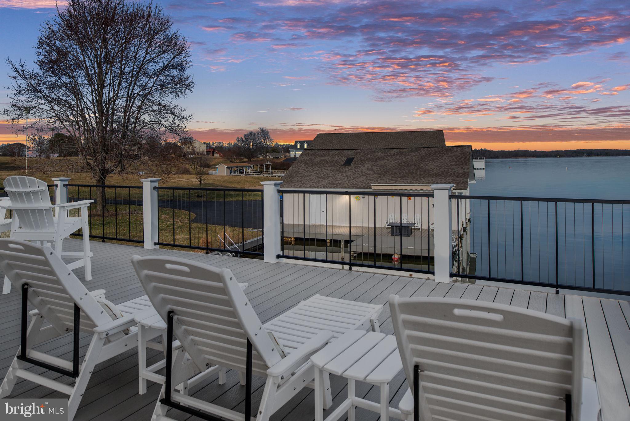 TARA WOODS - Residential