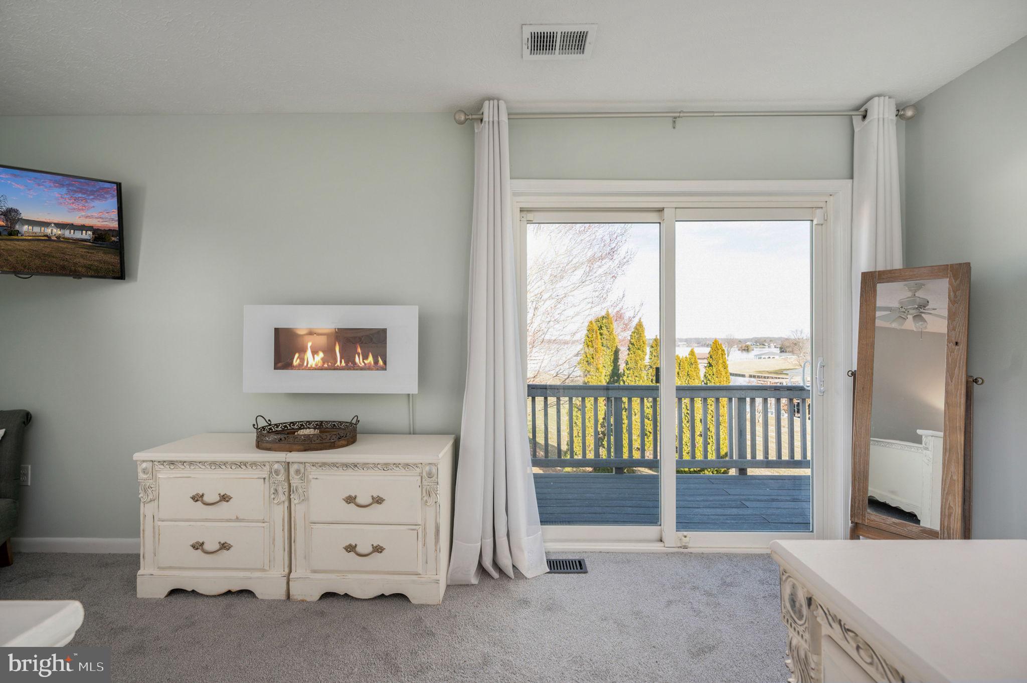 TARA WOODS - Residential