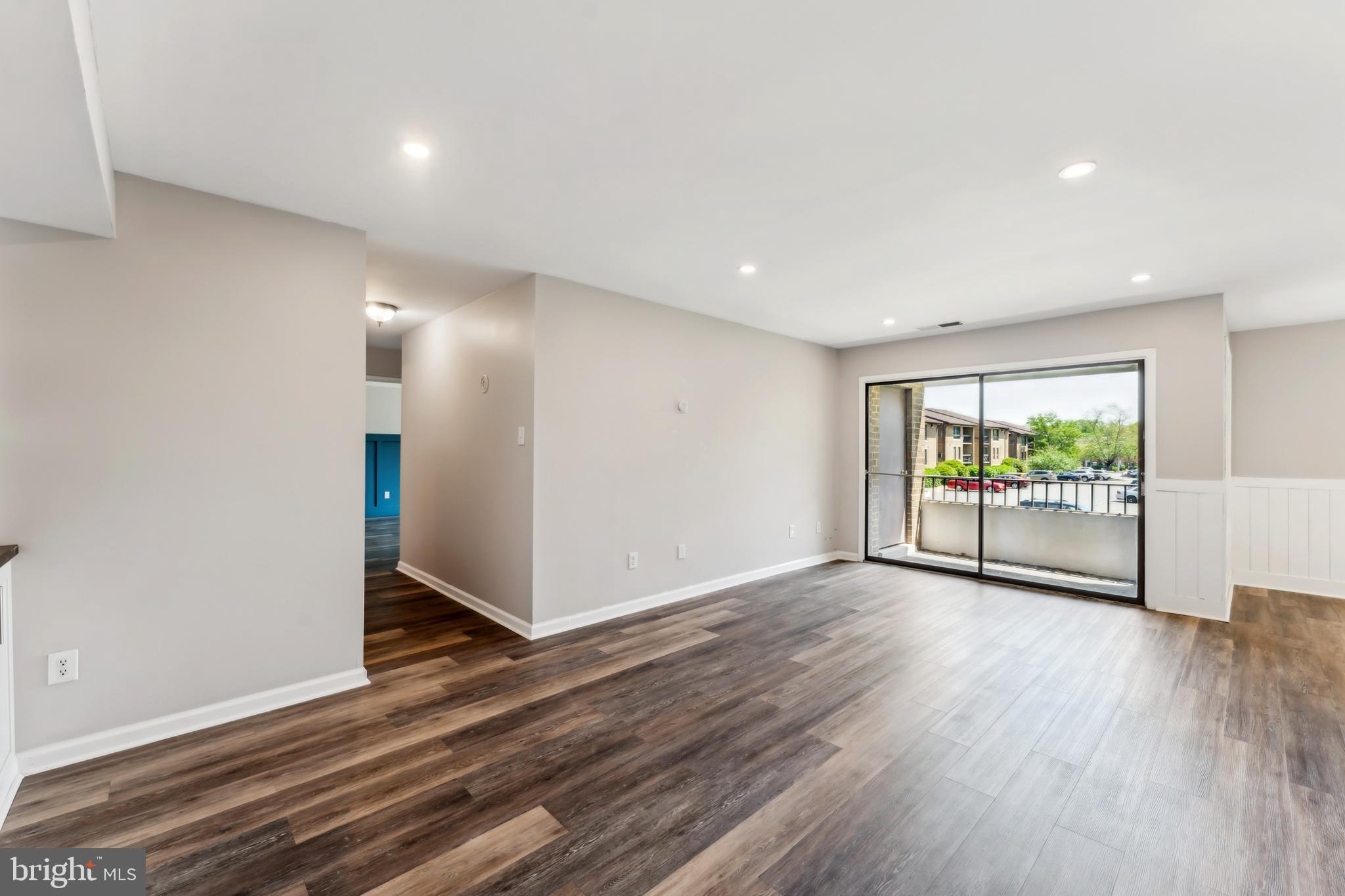 JEFFERSON MEWS - Residential