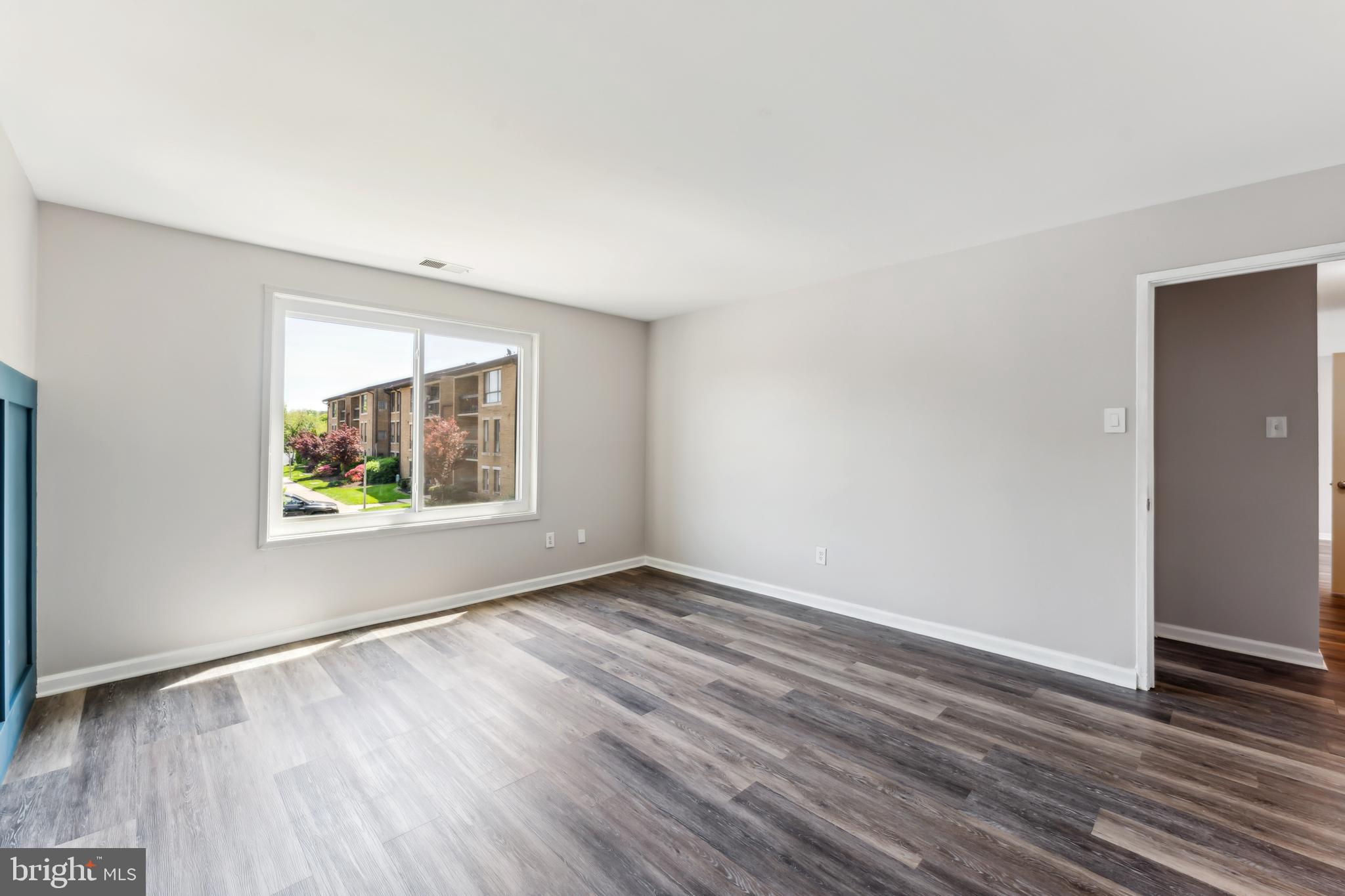 JEFFERSON MEWS - Residential