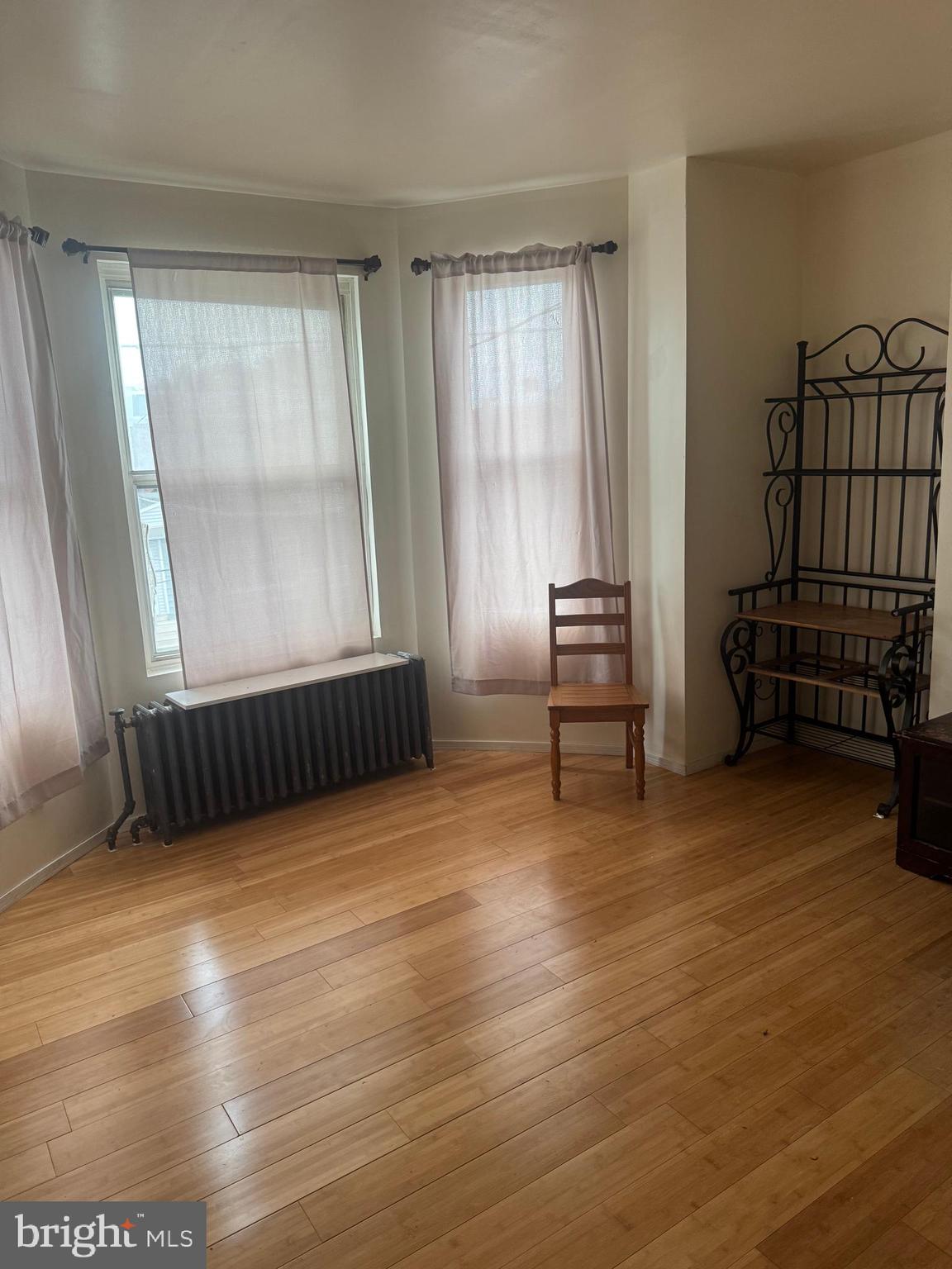 PHILADELPHIA (WEST) - Residential