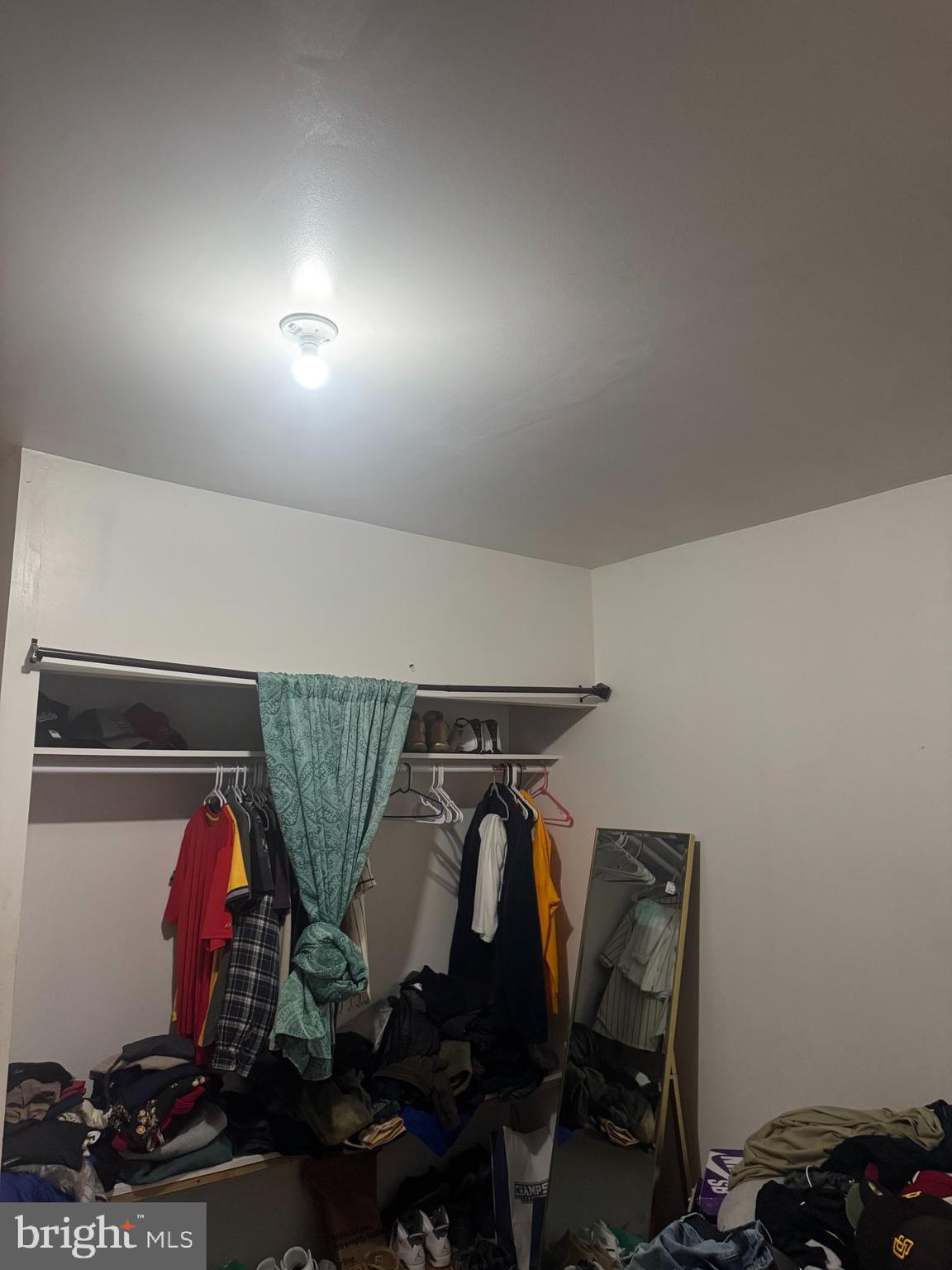 PHILADELPHIA (WEST) - Residential