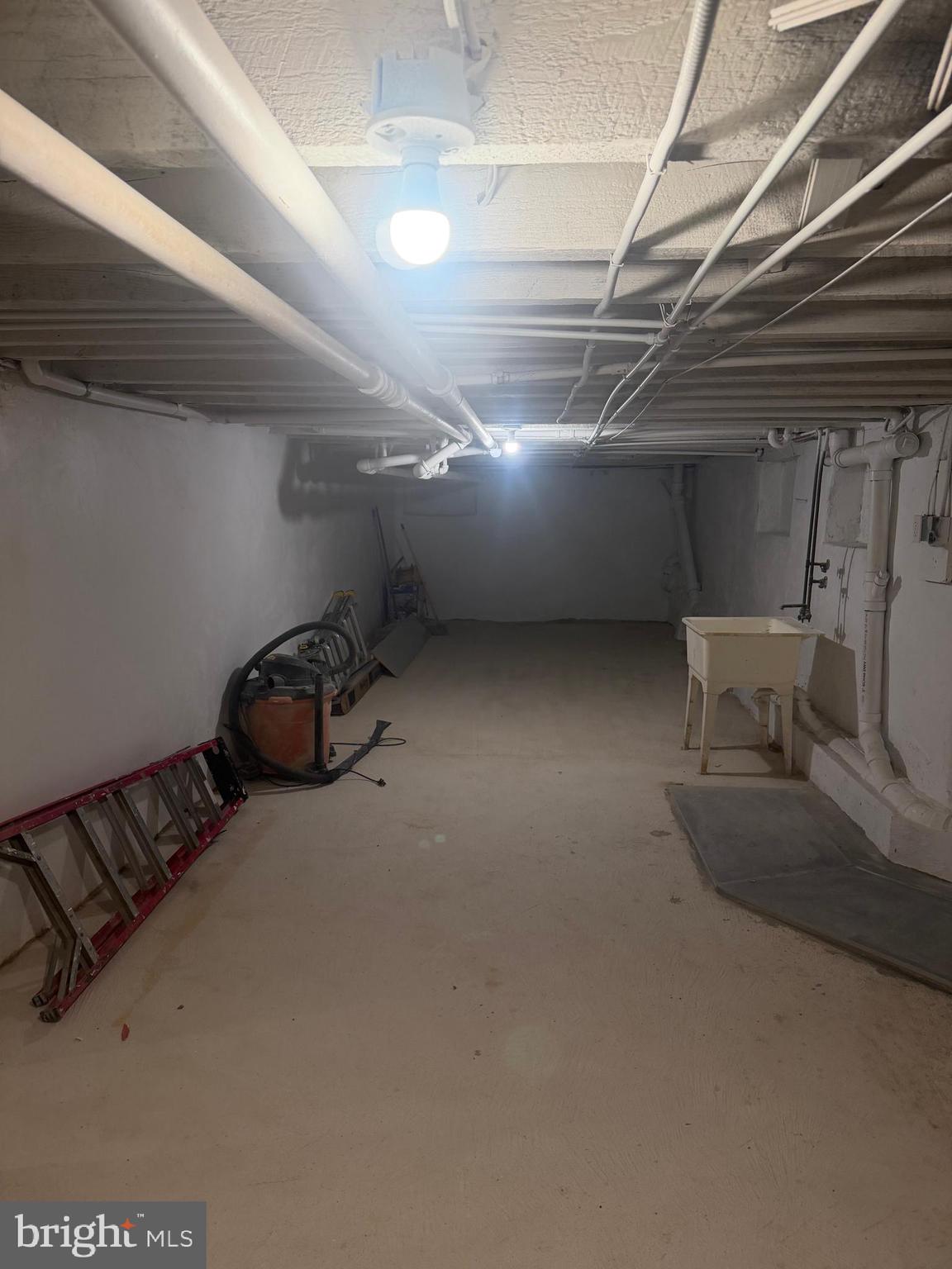 PHILADELPHIA (WEST) - Residential