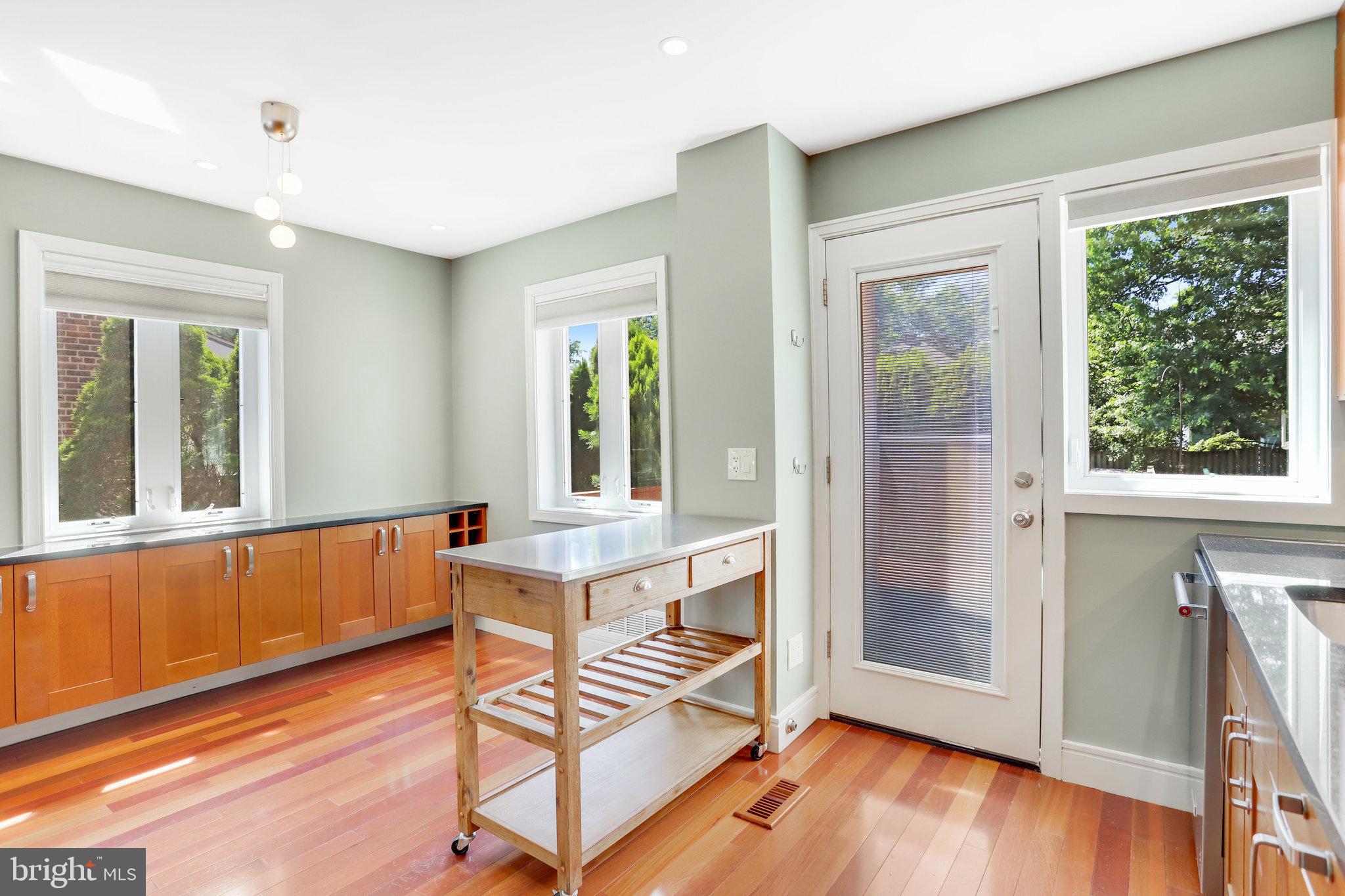 DEL RAY - Residential