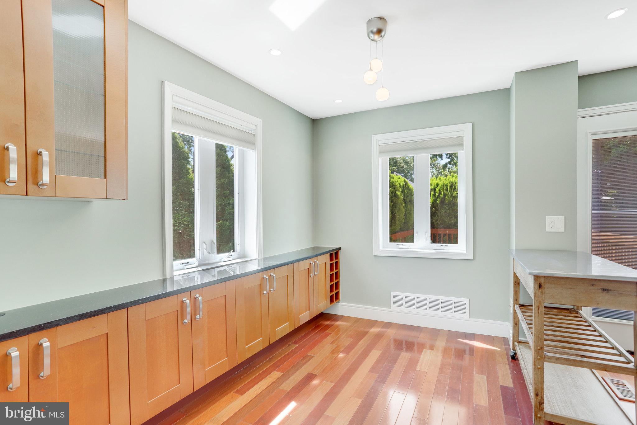 DEL RAY - Residential