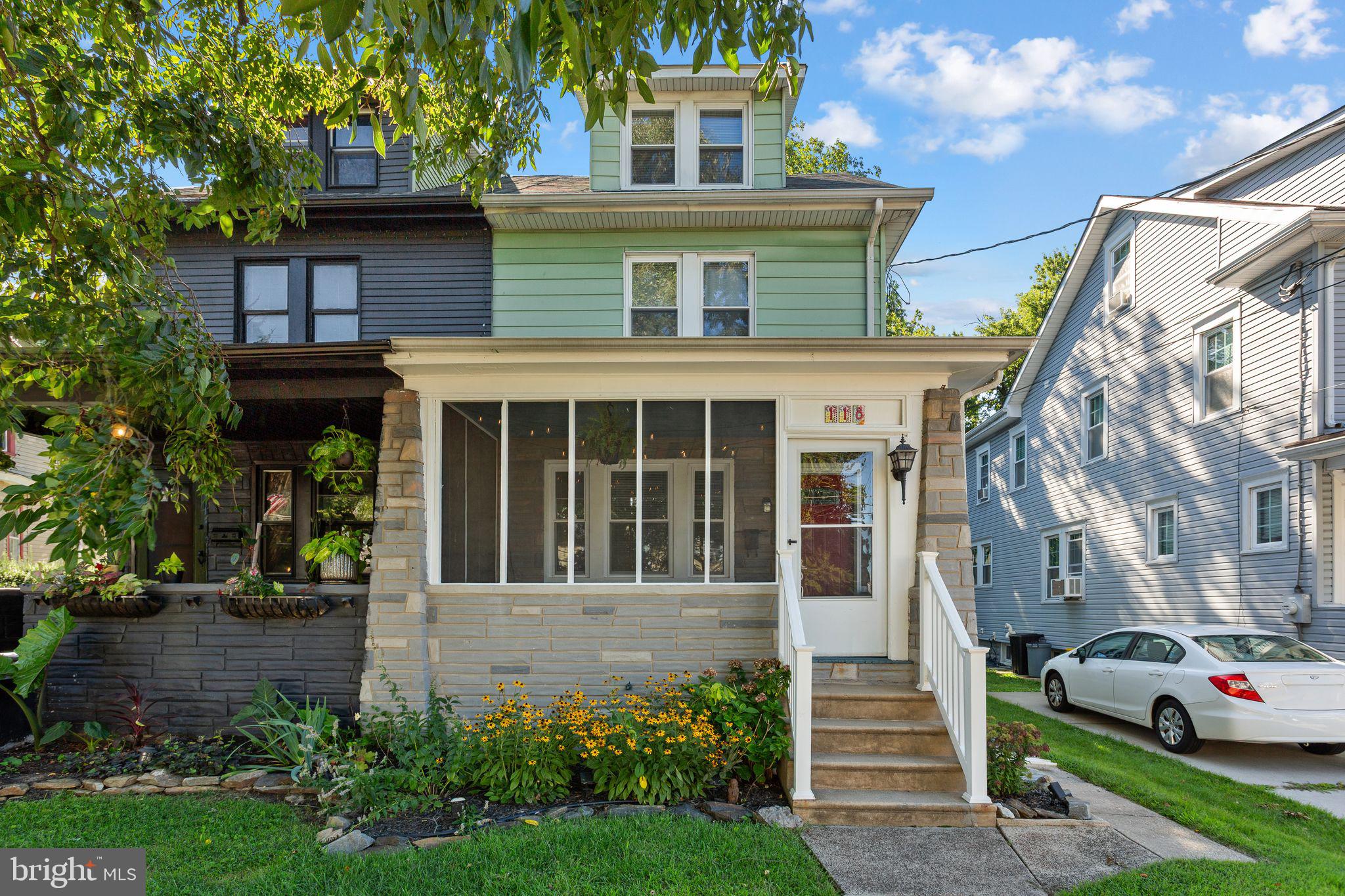 118 W PINE STREET