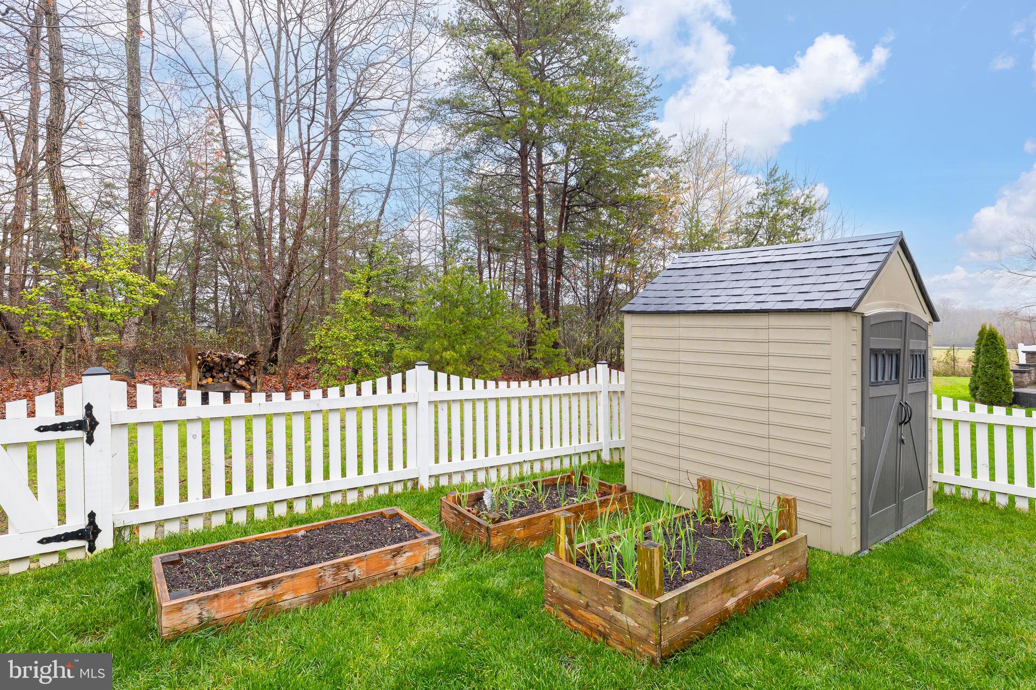 COLONIAL FORGE - Residential