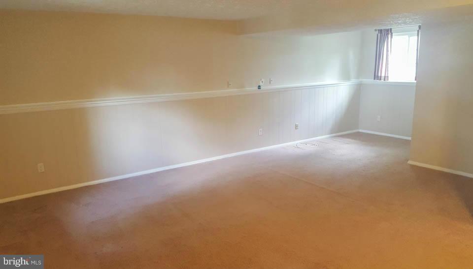 HARMANS WOODS - Residential