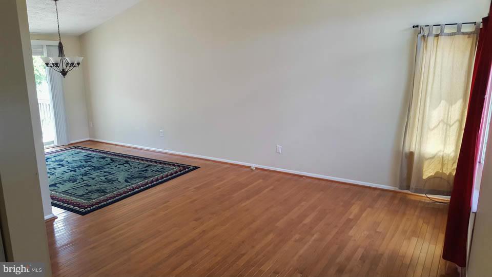 HARMANS WOODS - Residential