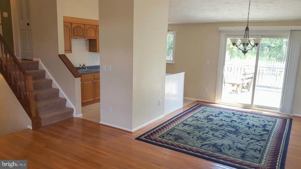 HARMANS WOODS - Residential