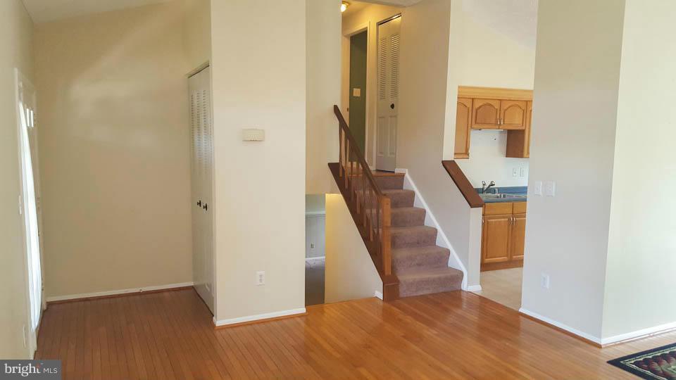 HARMANS WOODS - Residential