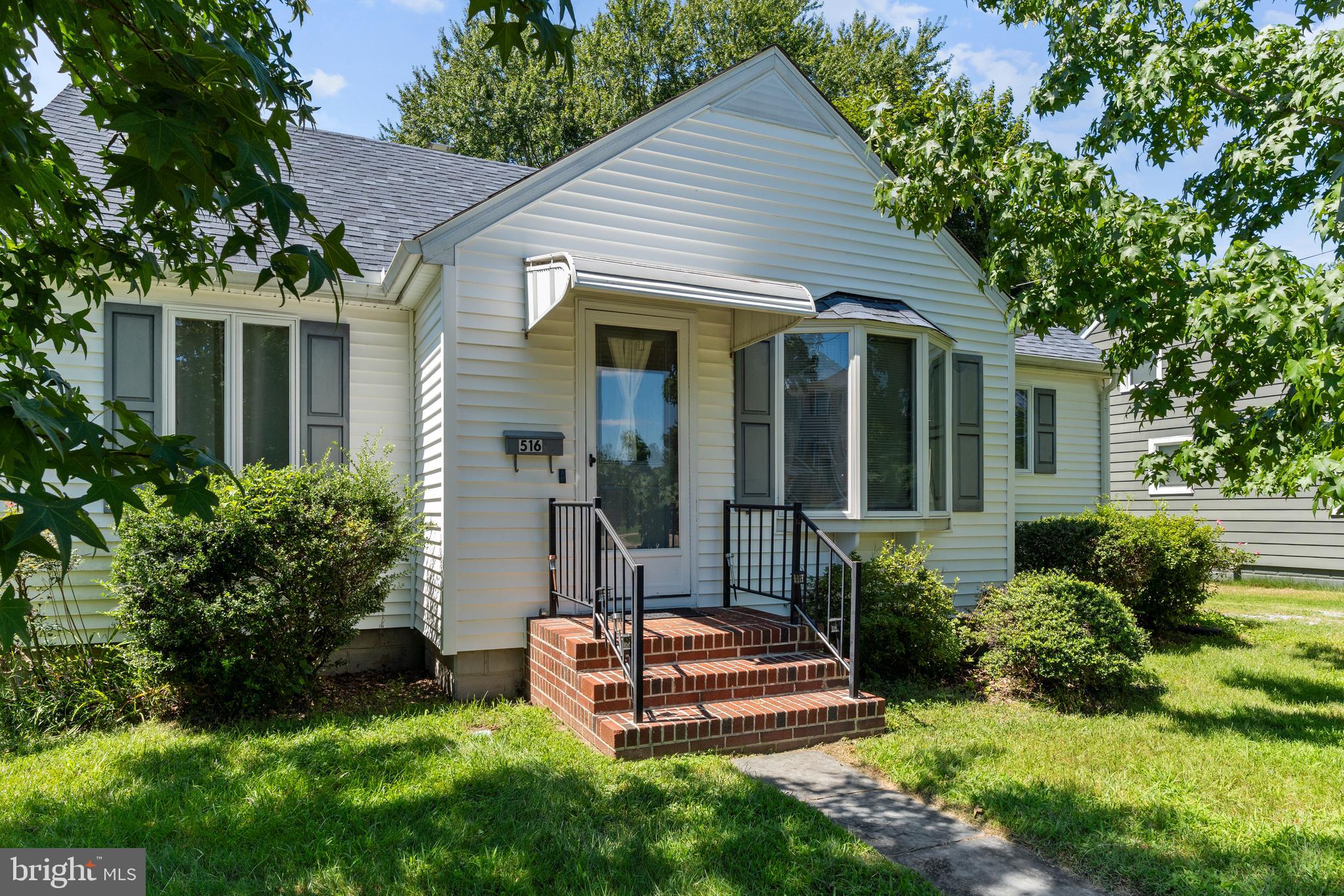 516 MARSHALL STREET