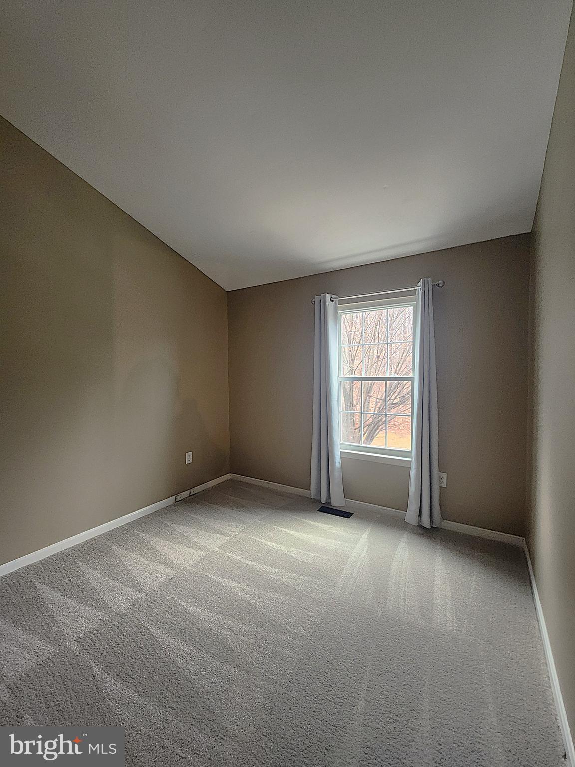 CHURCHILL TOWN SECTOR - Residential Lease