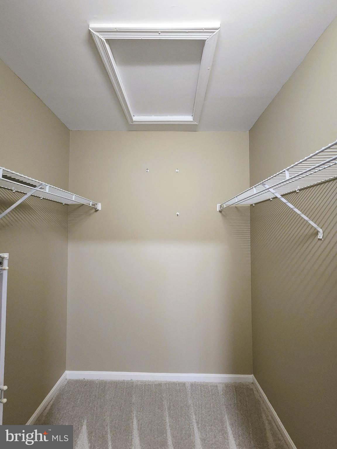 CHURCHILL TOWN SECTOR - Residential Lease