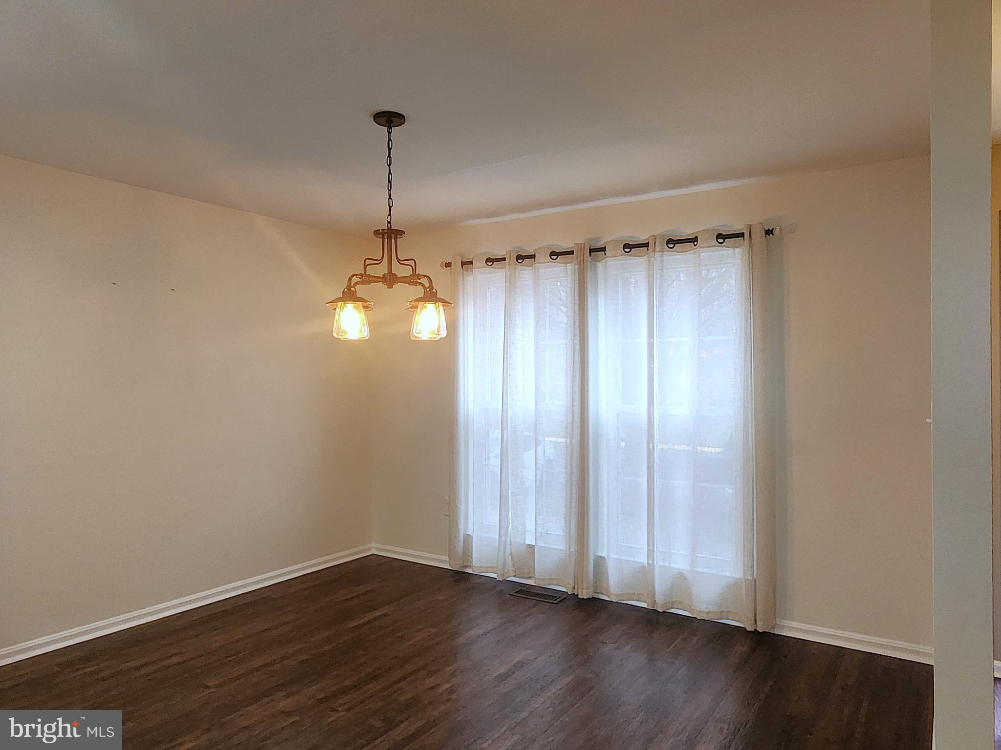 CHURCHILL TOWN SECTOR - Residential Lease