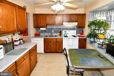 61 OAK SHADE ROAD GAITHERSBURG MD 20878