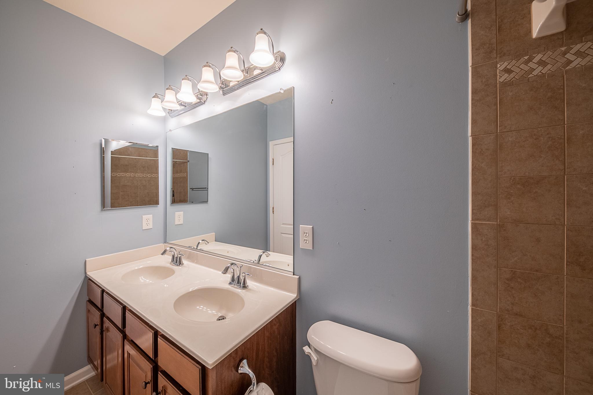 RESIDENCES AT BRAMBLETON - Residential