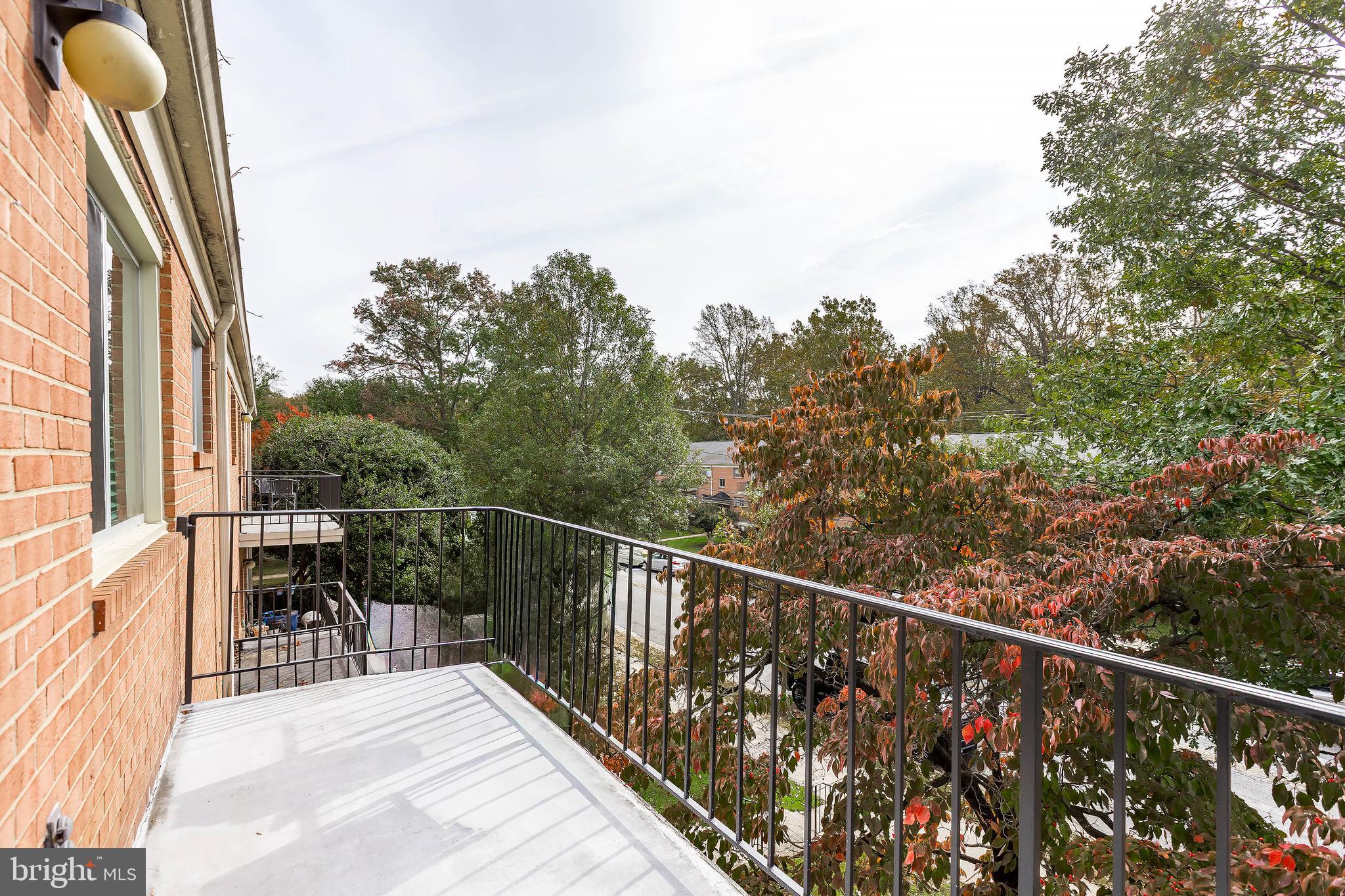 PARKSIDE CONDOMINIUMS - Residential