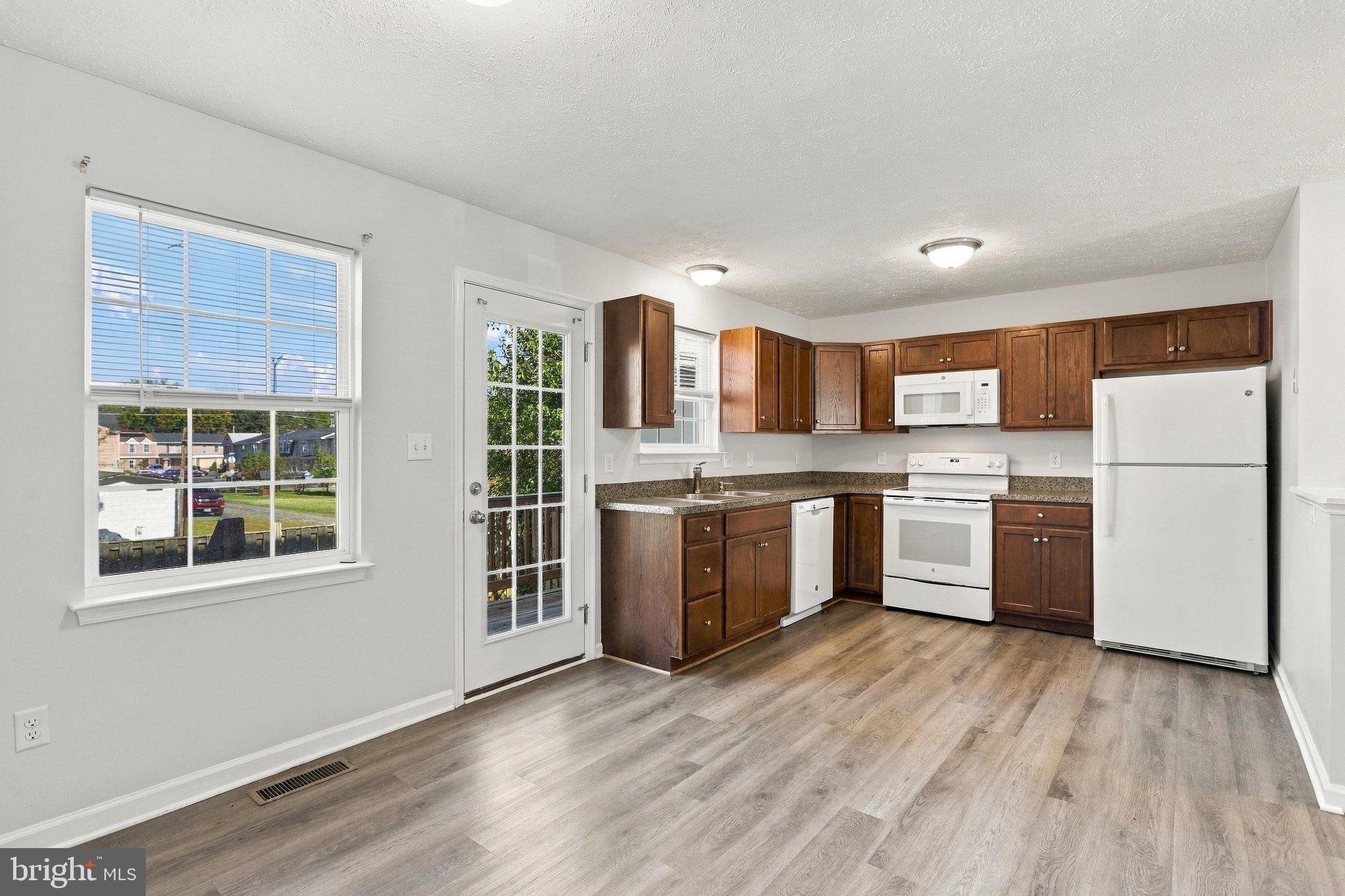 2926 SORRELL COURT