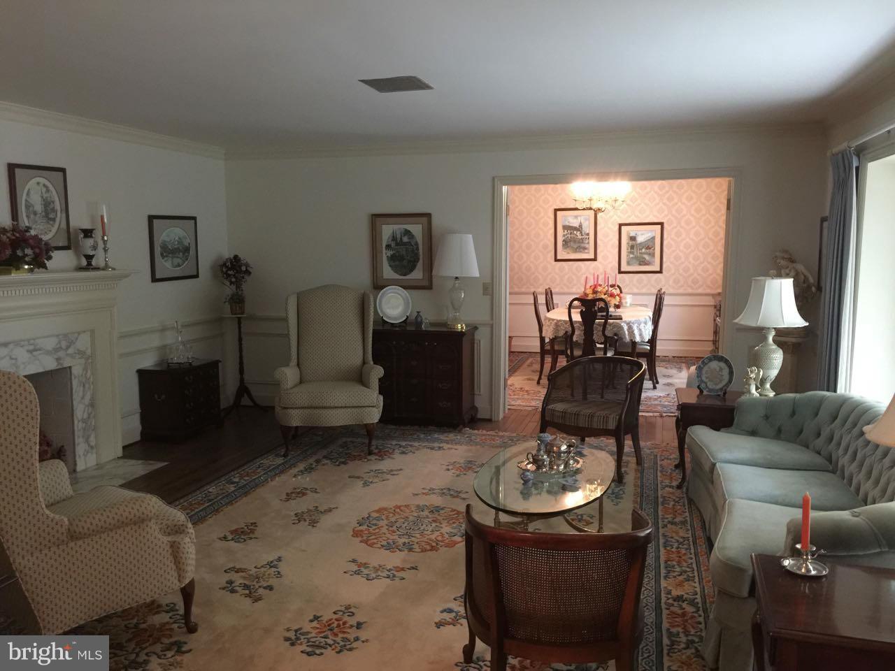 CARRIAGE HILLS - Residential