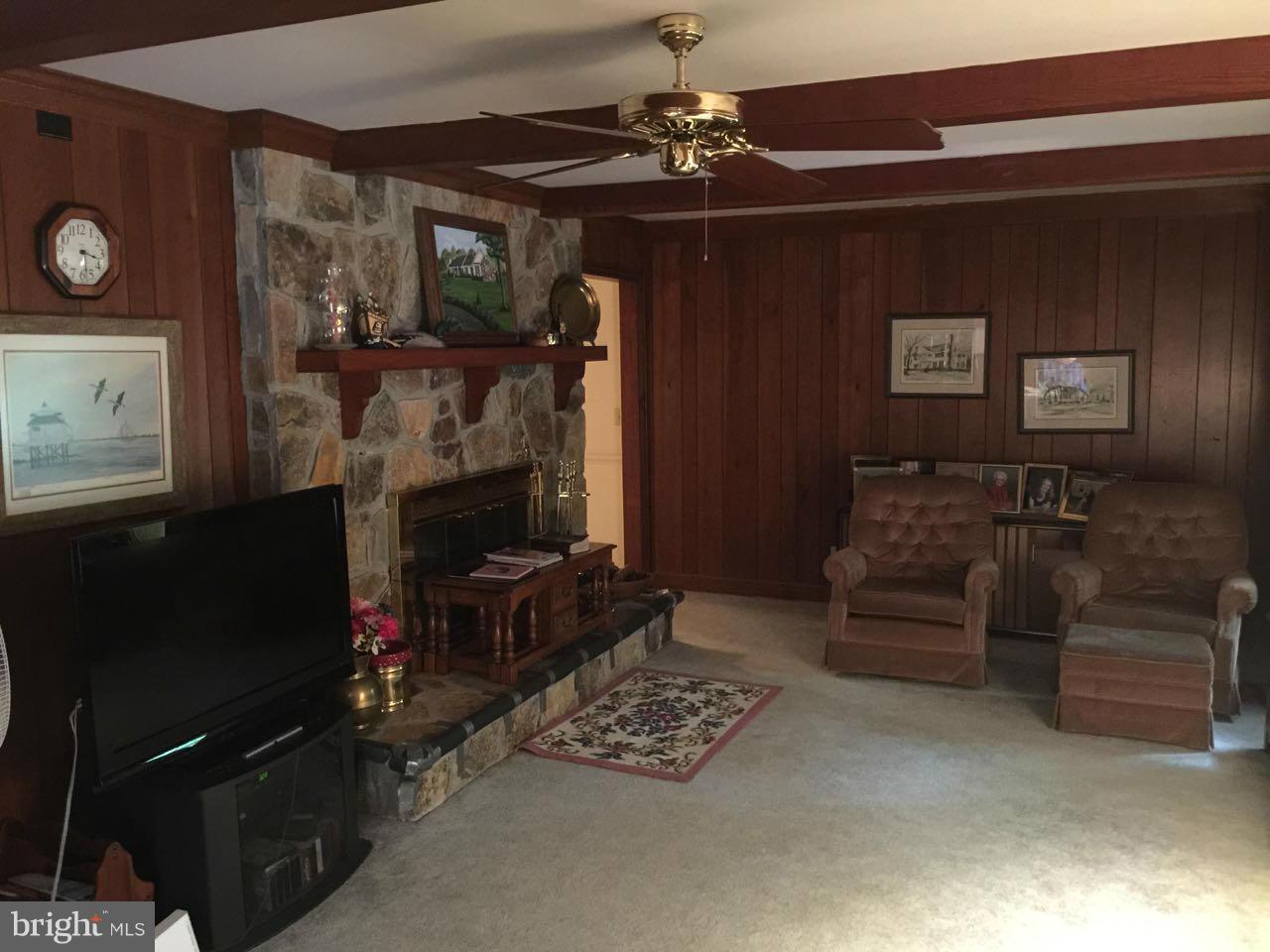 CARRIAGE HILLS - Residential