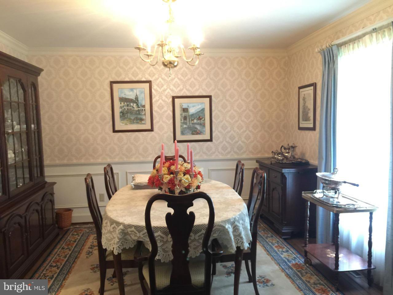 CARRIAGE HILLS - Residential