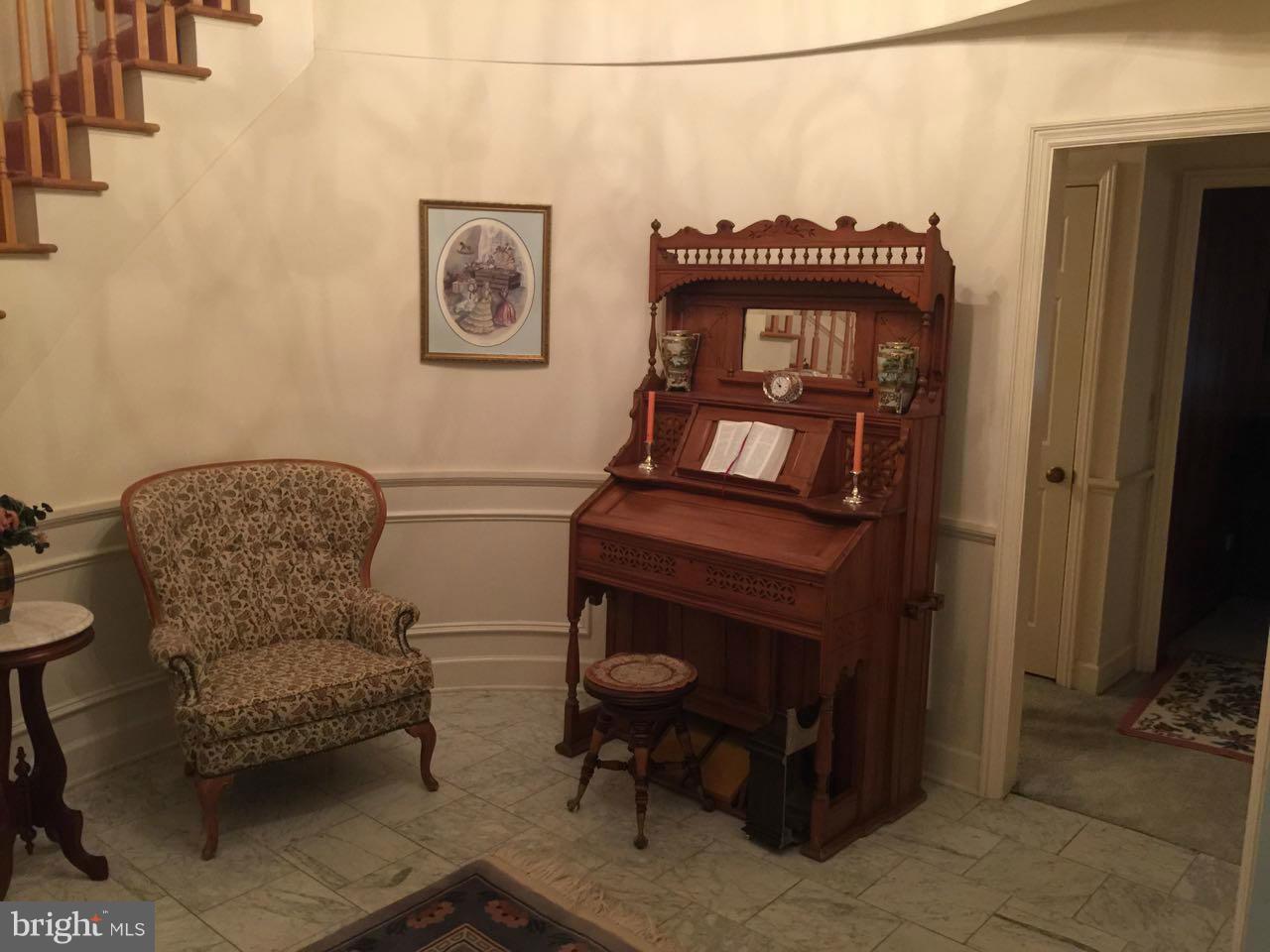 CARRIAGE HILLS - Residential