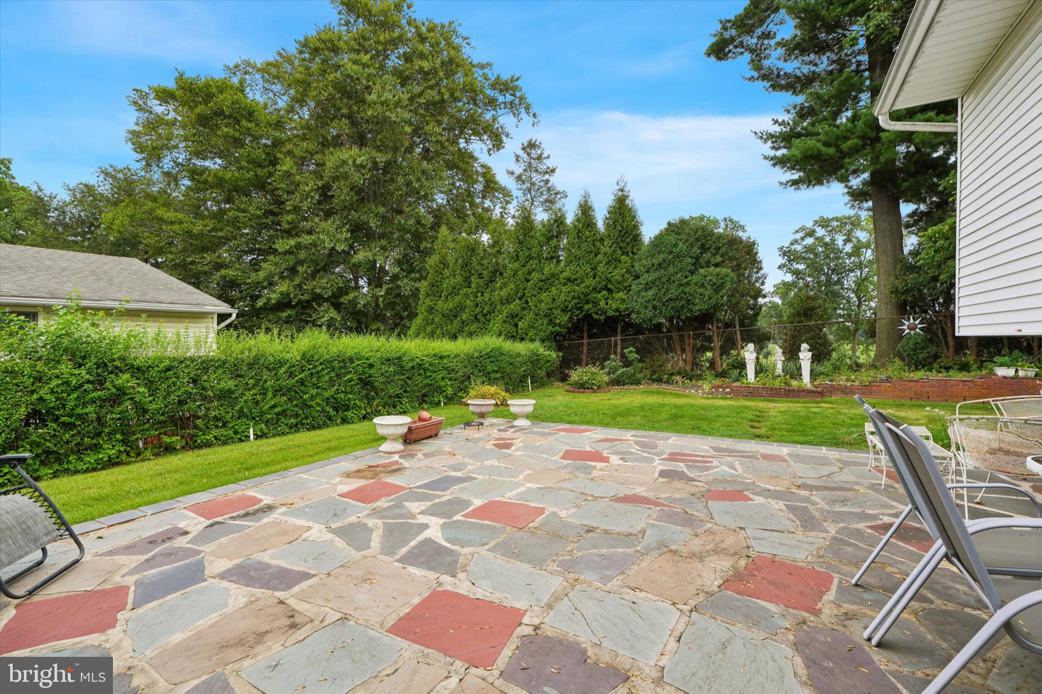 257 HEMLOCK LANE