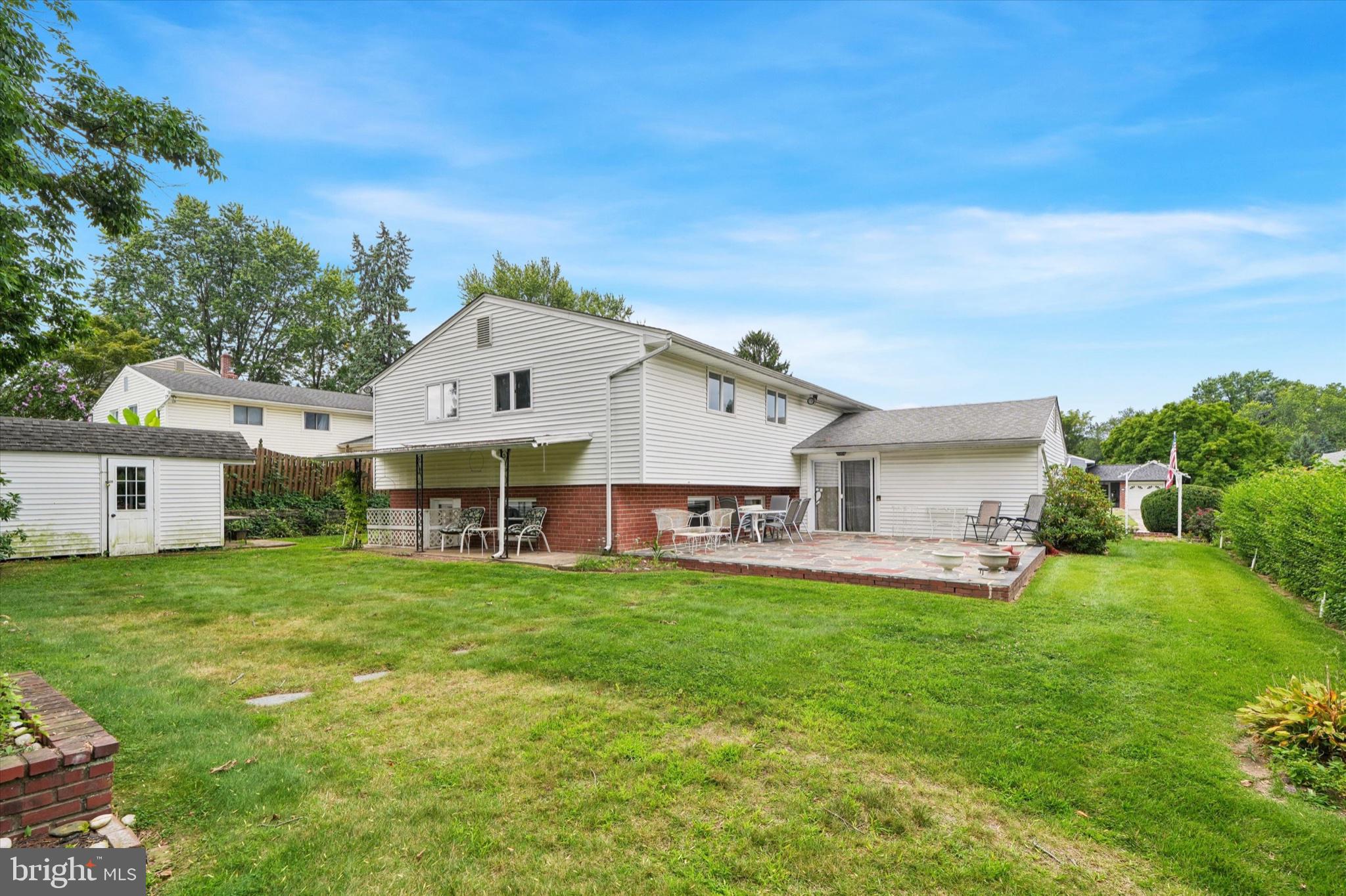257 HEMLOCK LANE