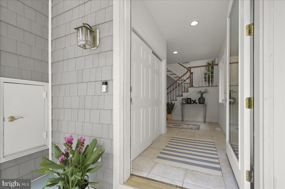 GIBSON ISLAND - Residential