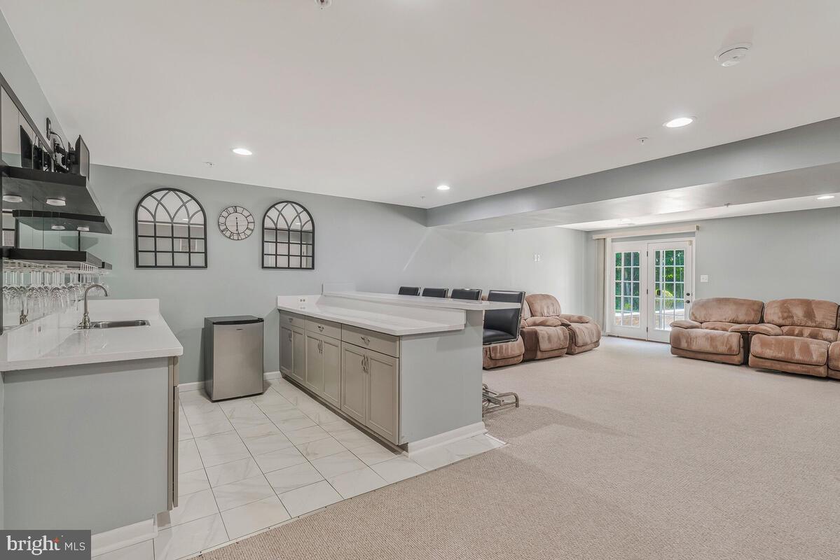 9340 ROCK LYNN CIRCLE