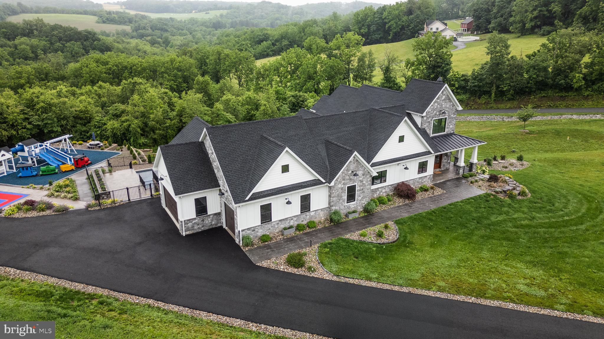 176 FENSTERMACHER ROAD