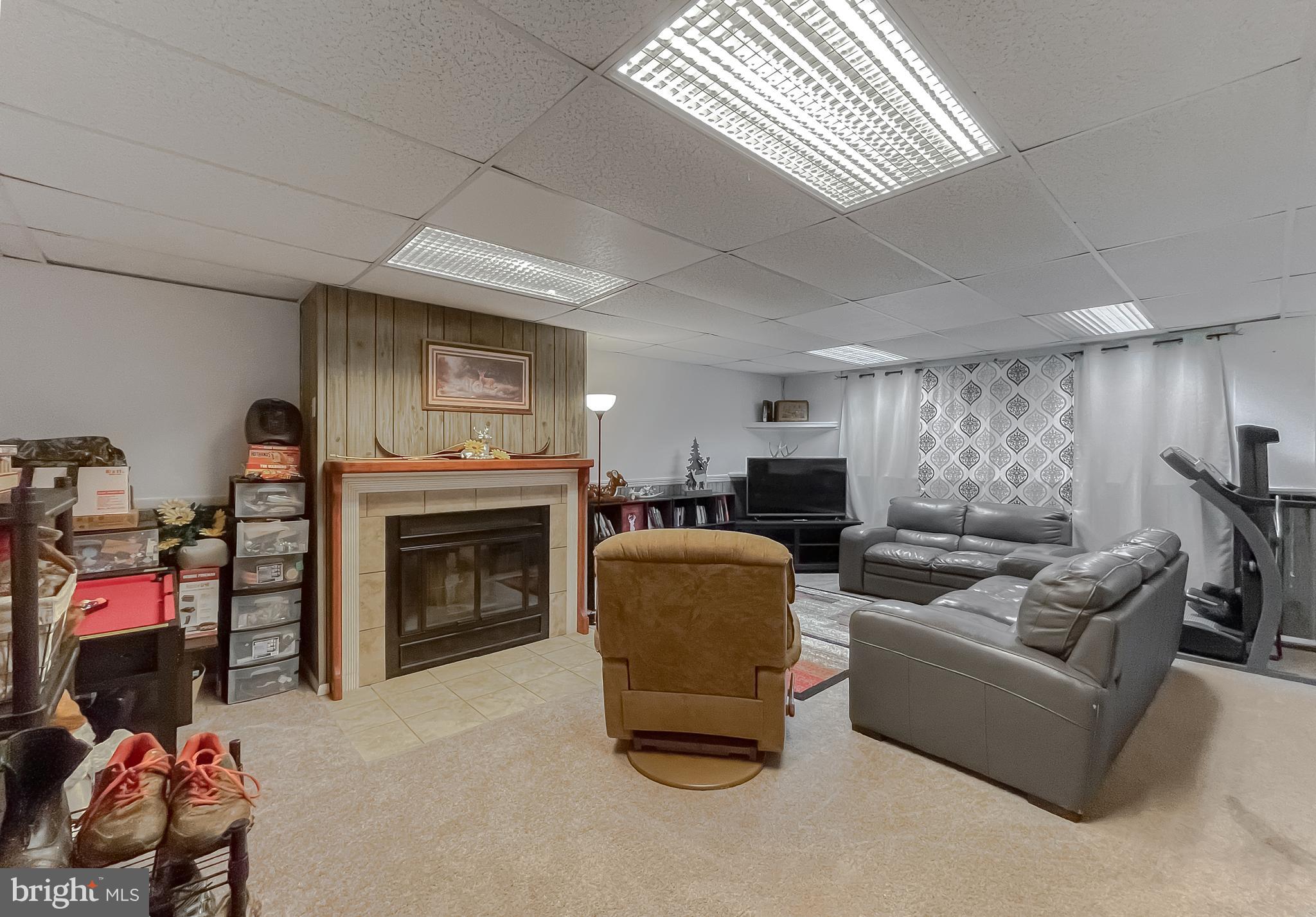 WHITE SANDS - Residential