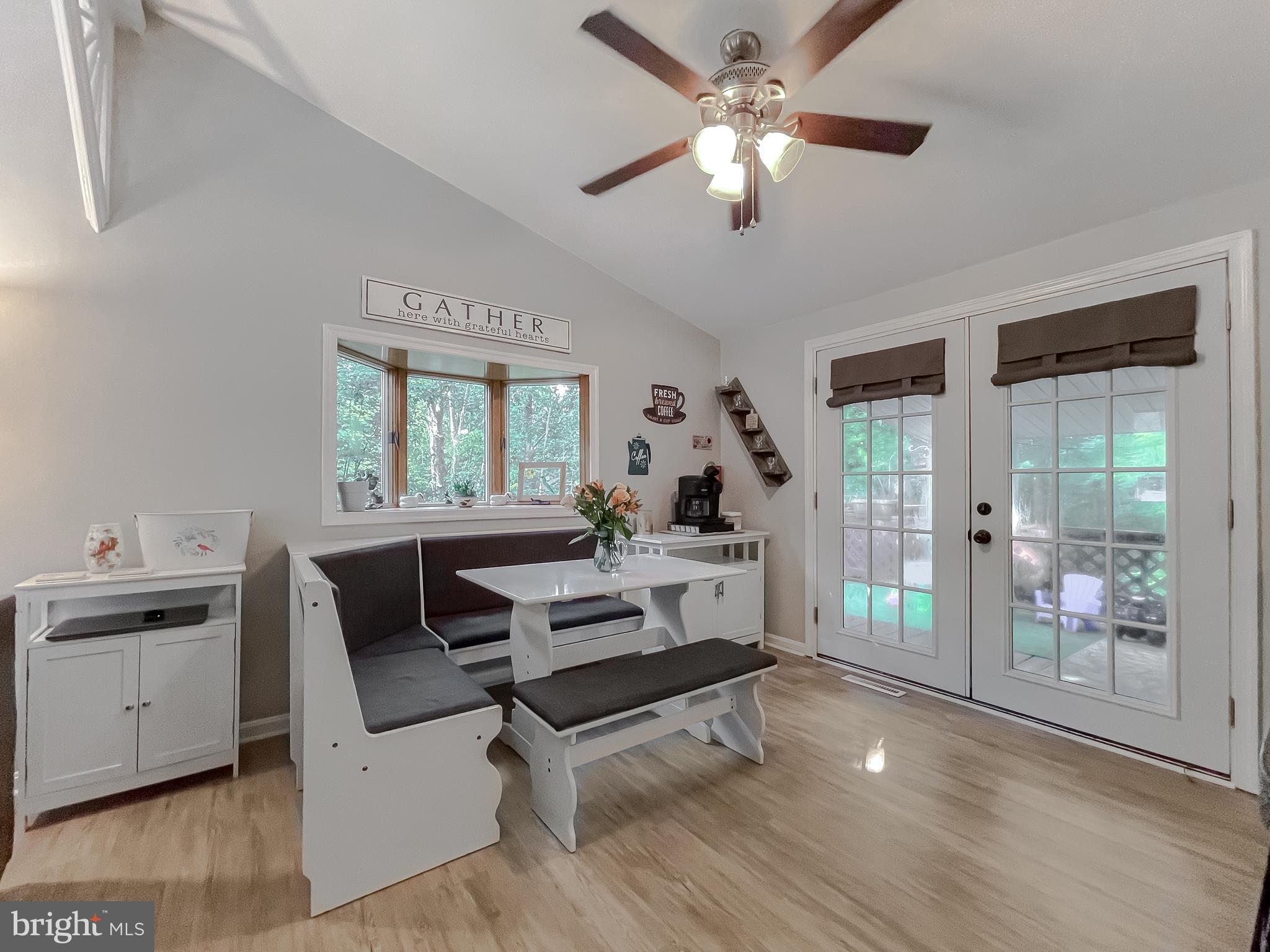 WHITE SANDS - Residential