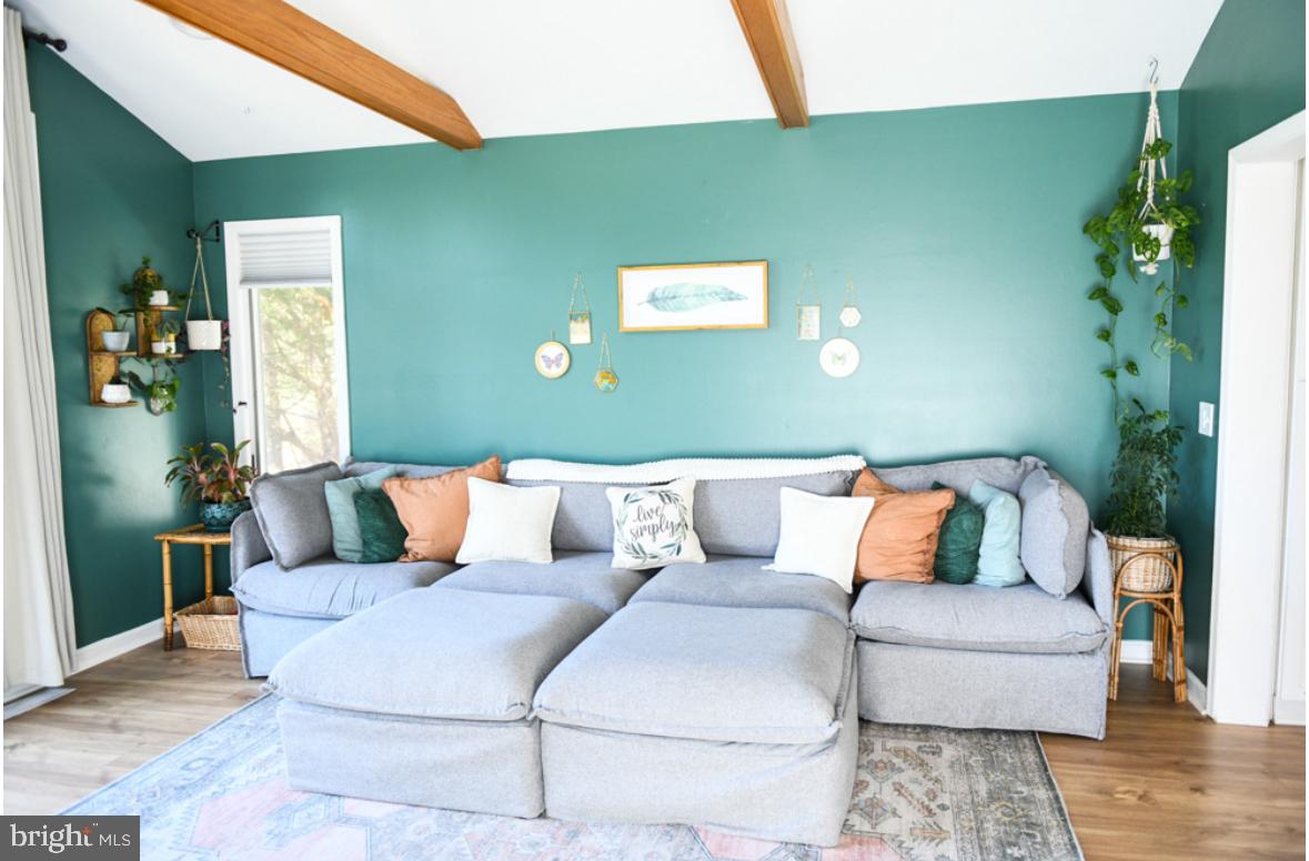 CHELSEA BEACH - Residential