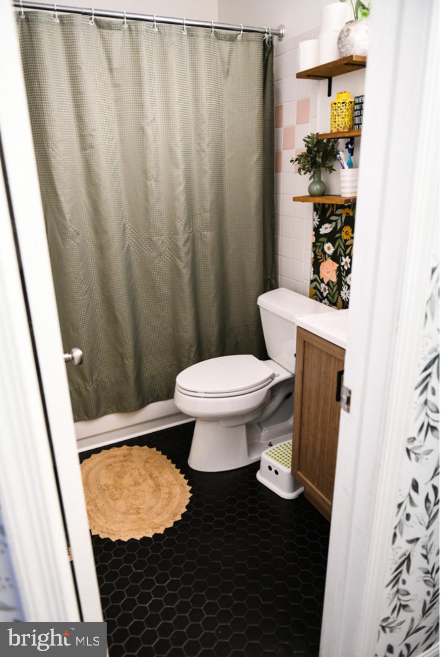 CHELSEA BEACH - Residential