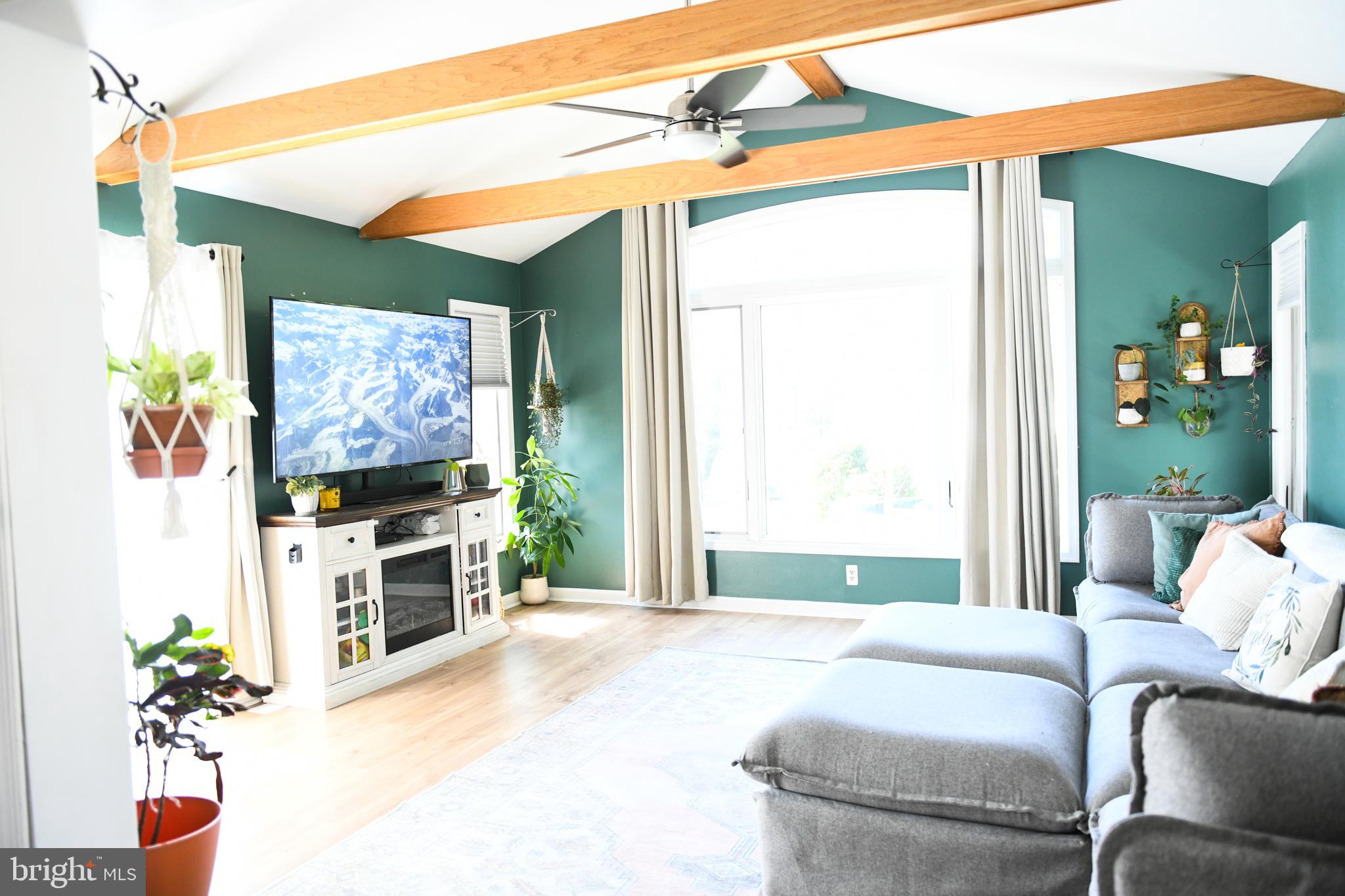 CHELSEA BEACH - Residential